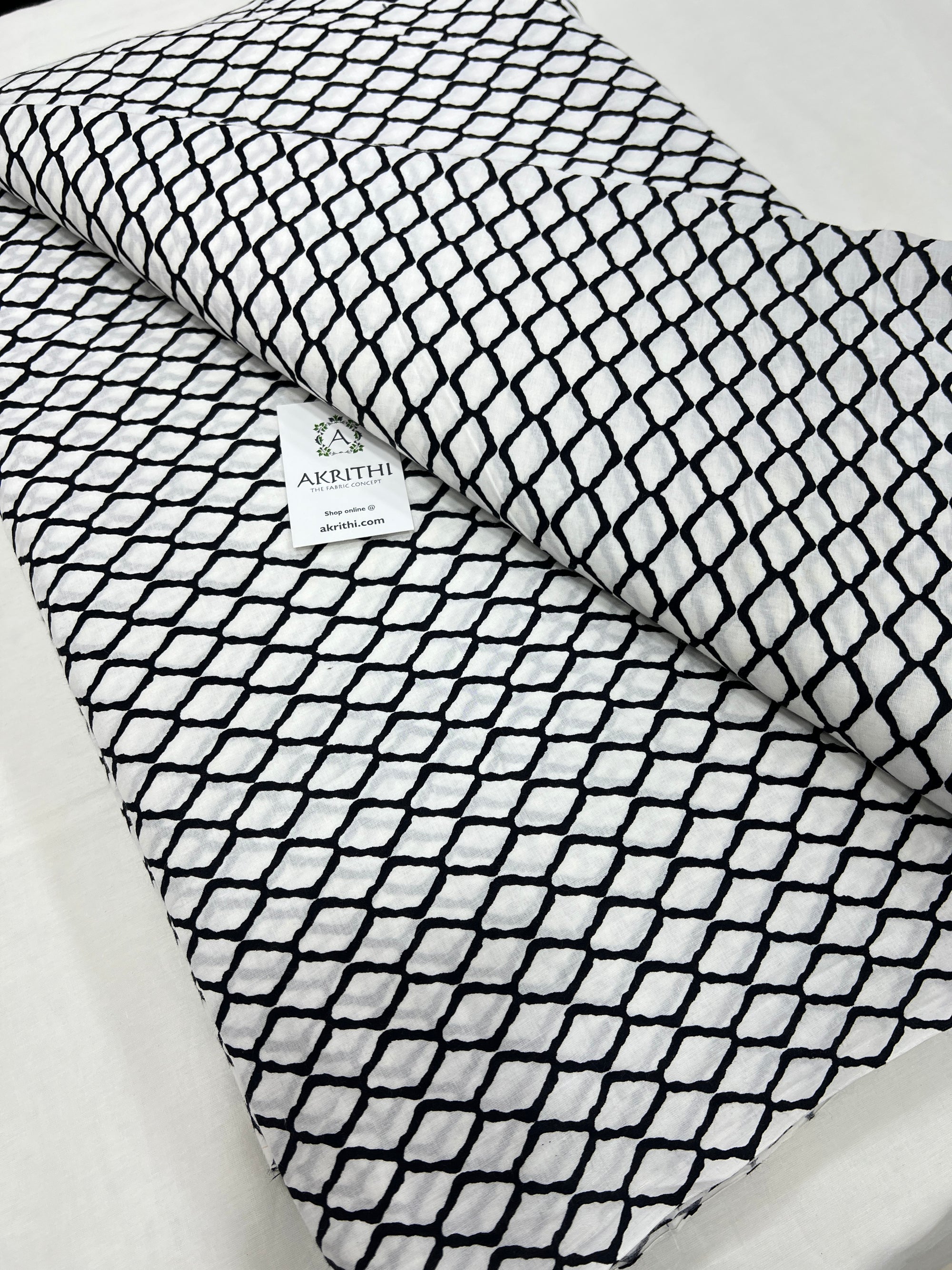 Printed pure cotton fabric