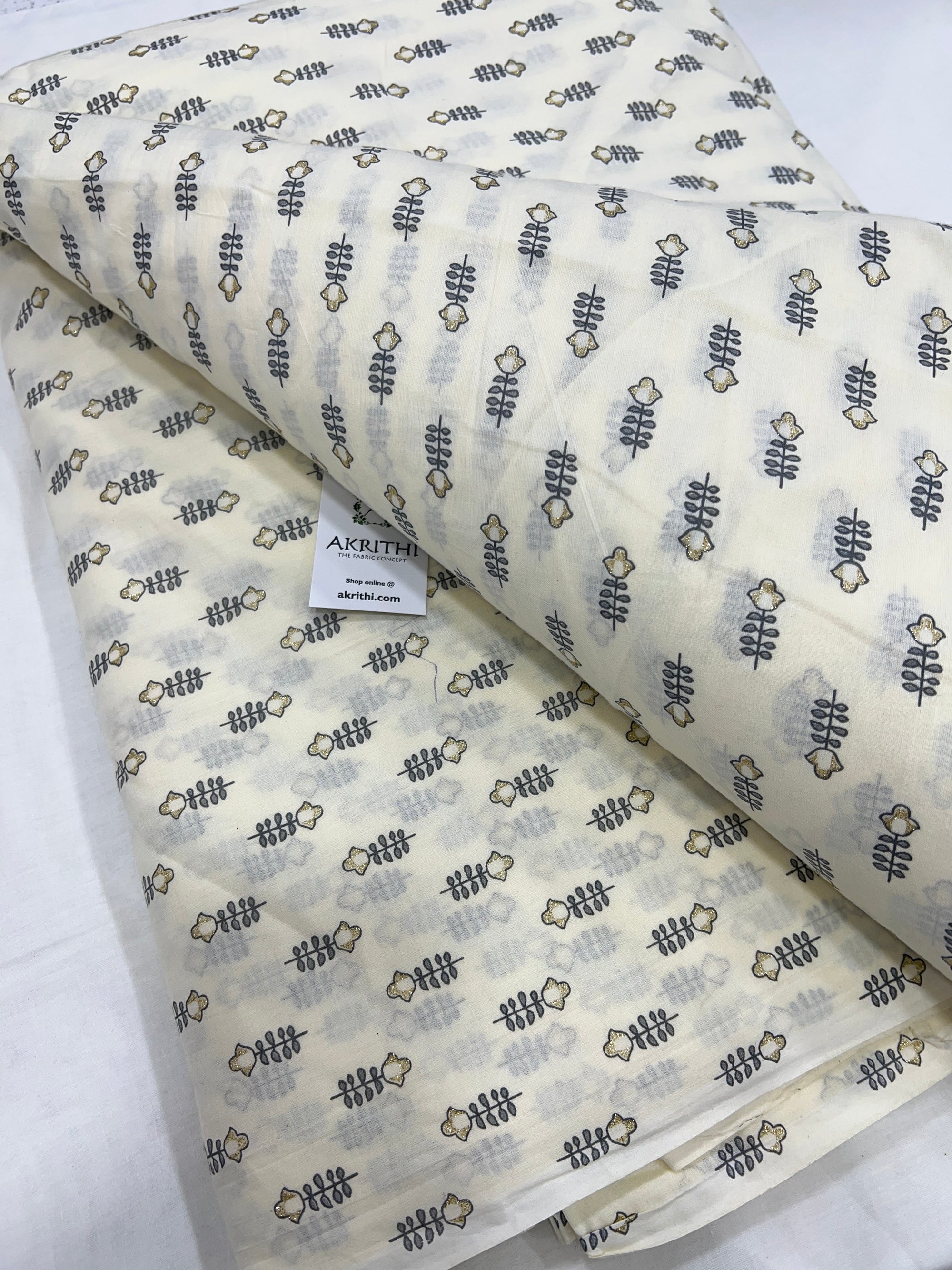 Printed pure cotton fabric