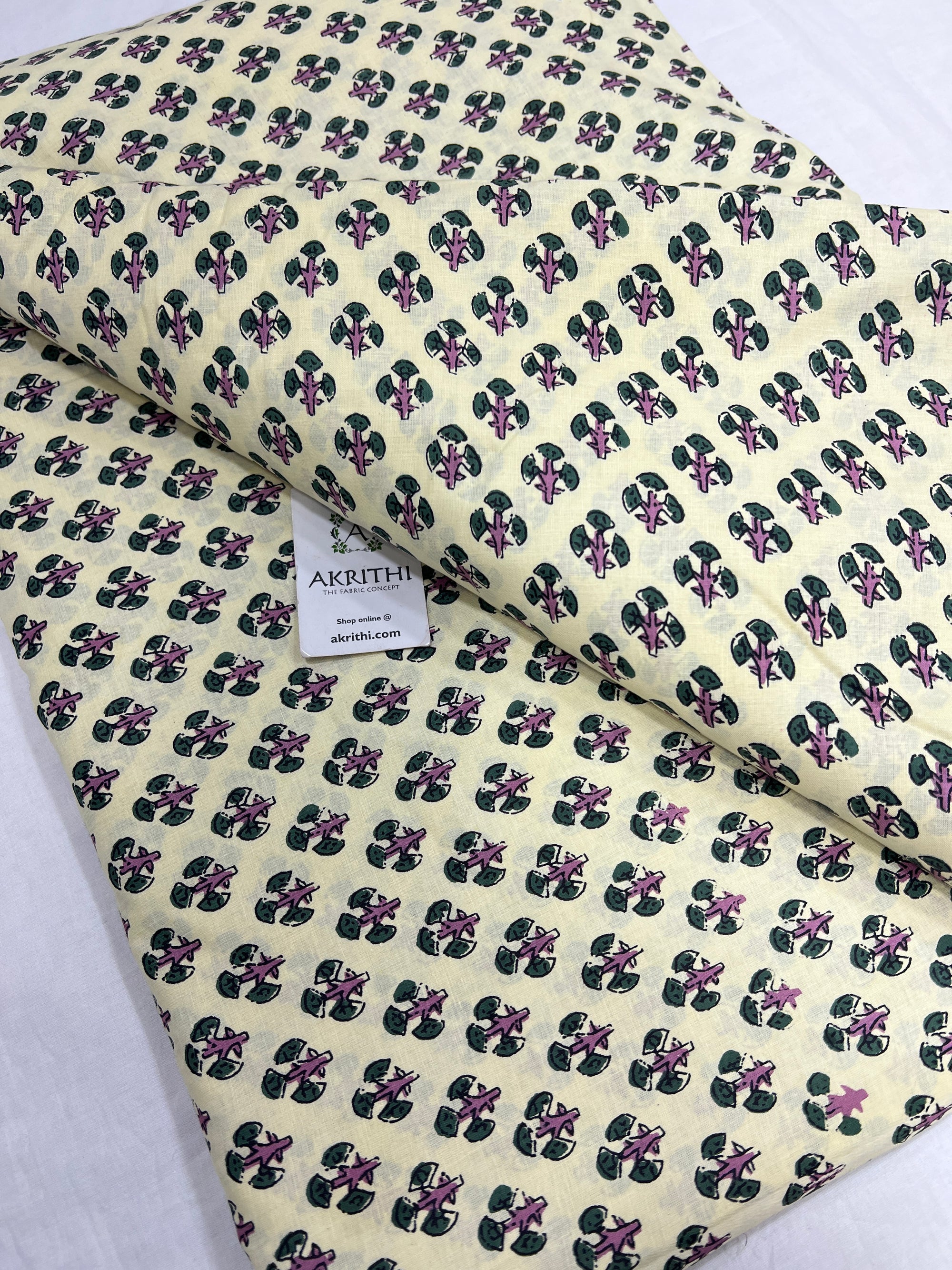 Printed pure cotton fabric