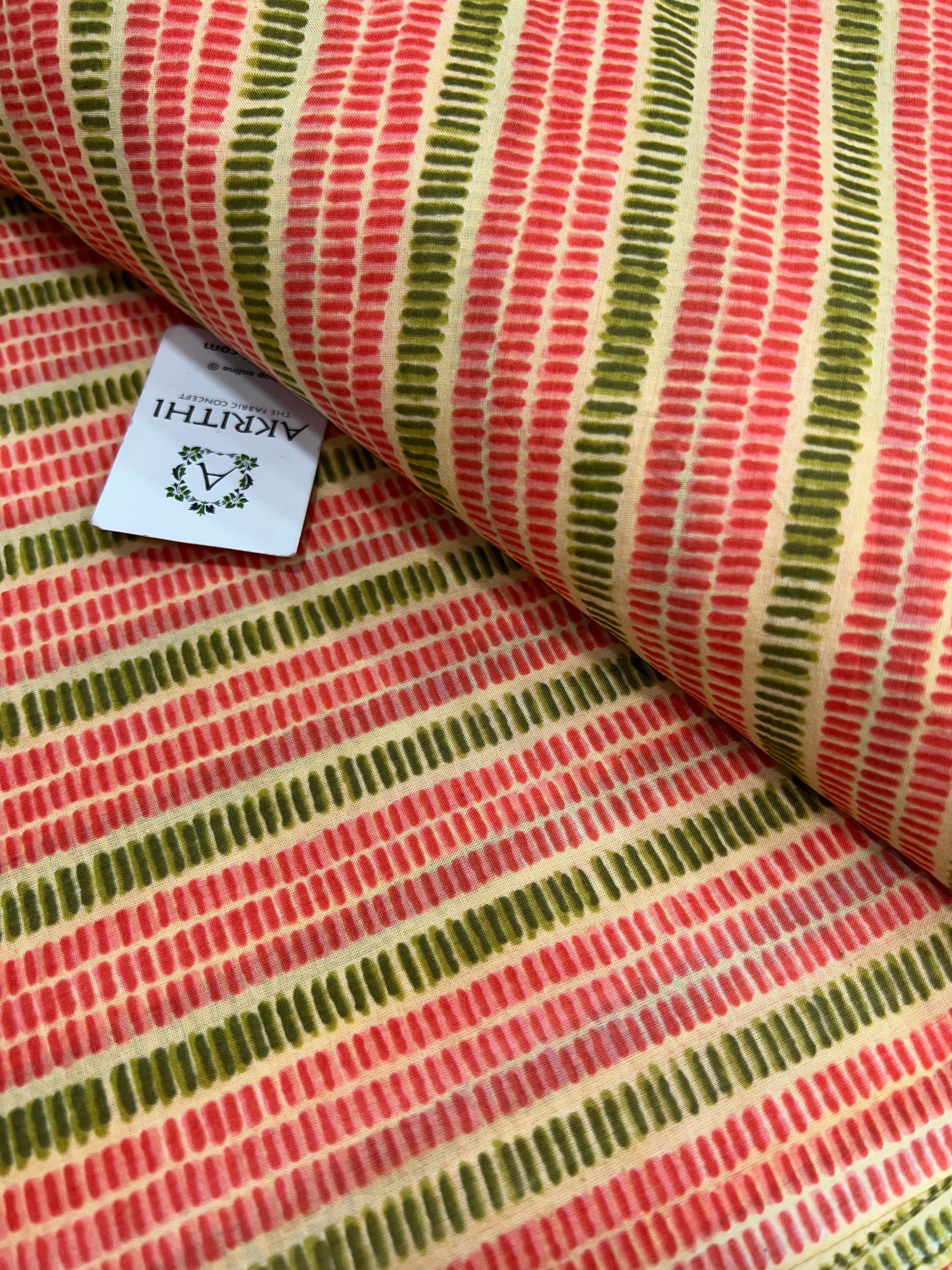 Printed pure cotton fabric