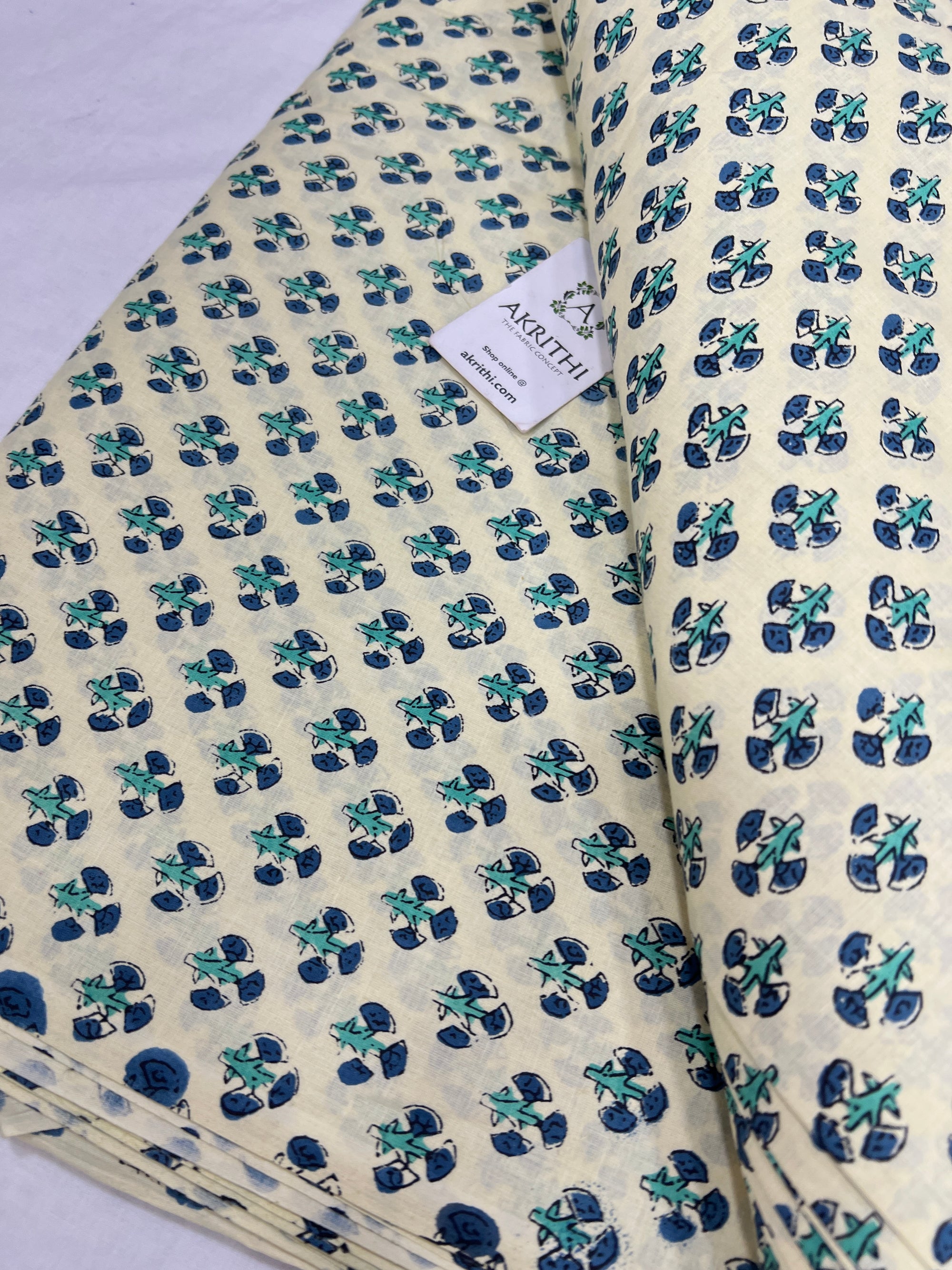 Printed pure cotton fabric