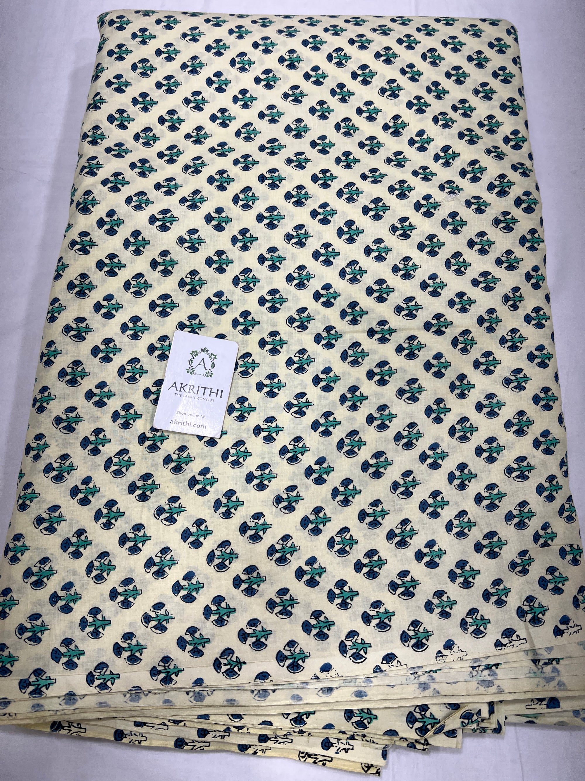 Printed pure cotton fabric