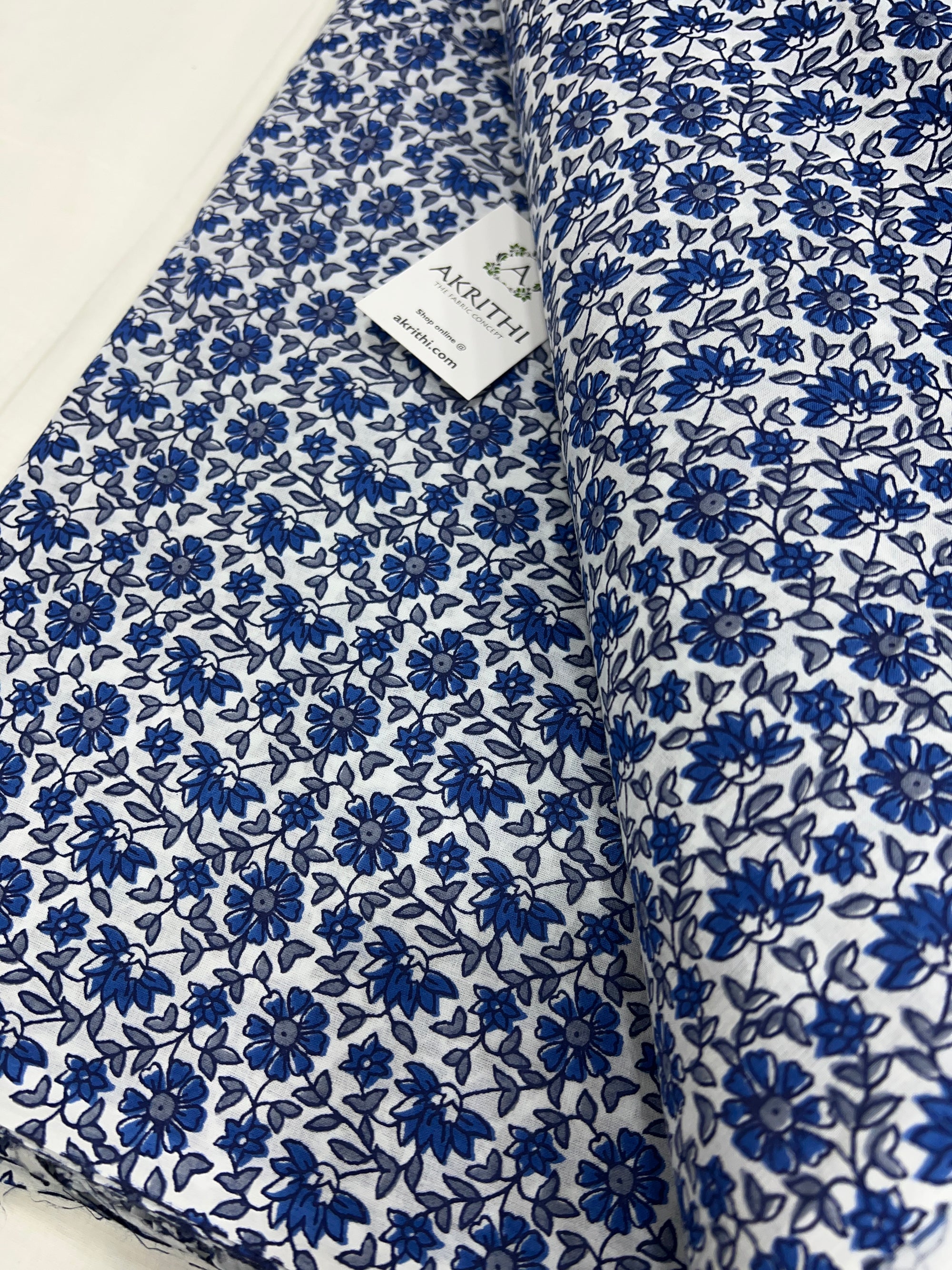 Printed pure cotton fabric