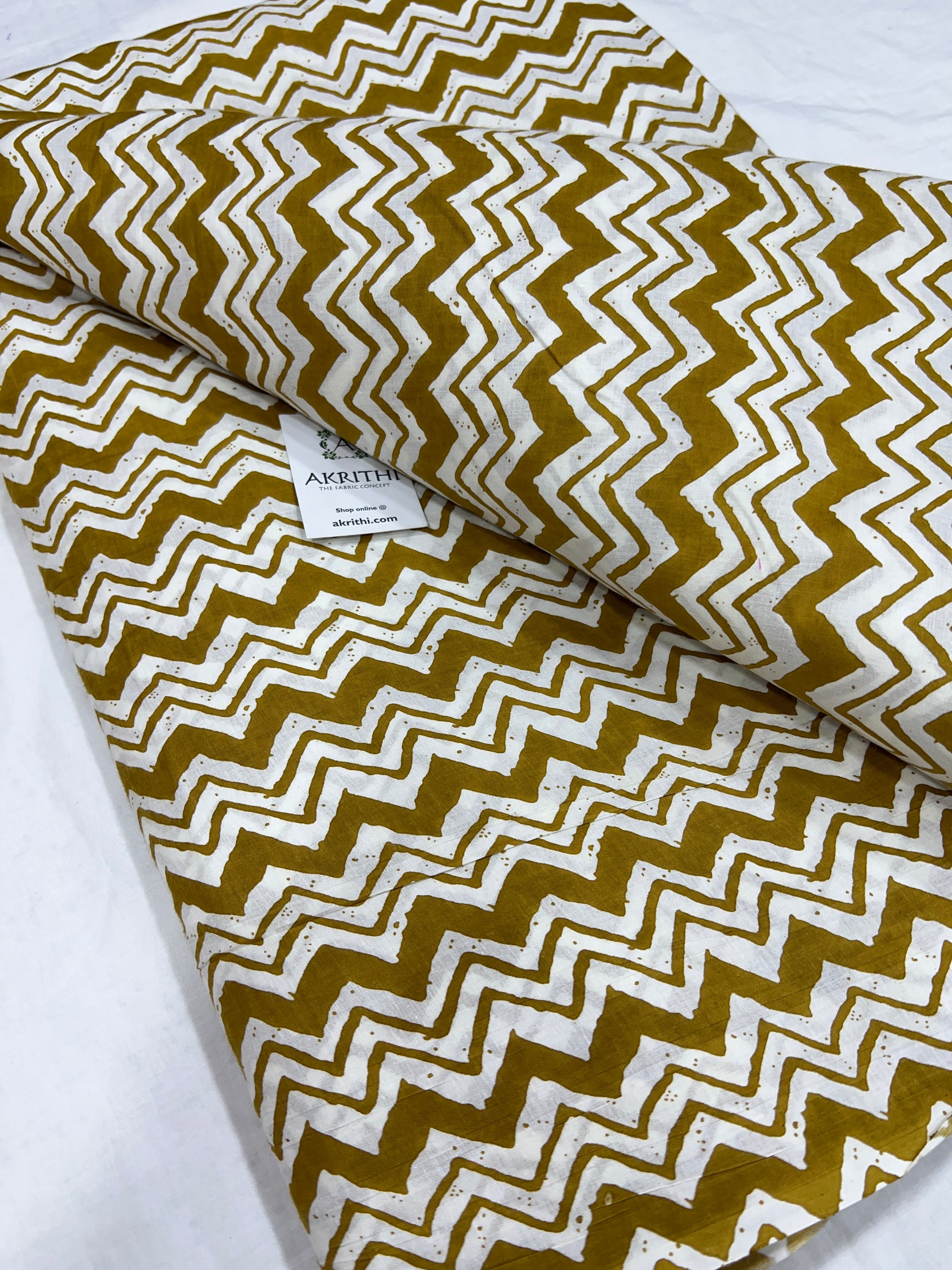 Printed pure cotton fabric