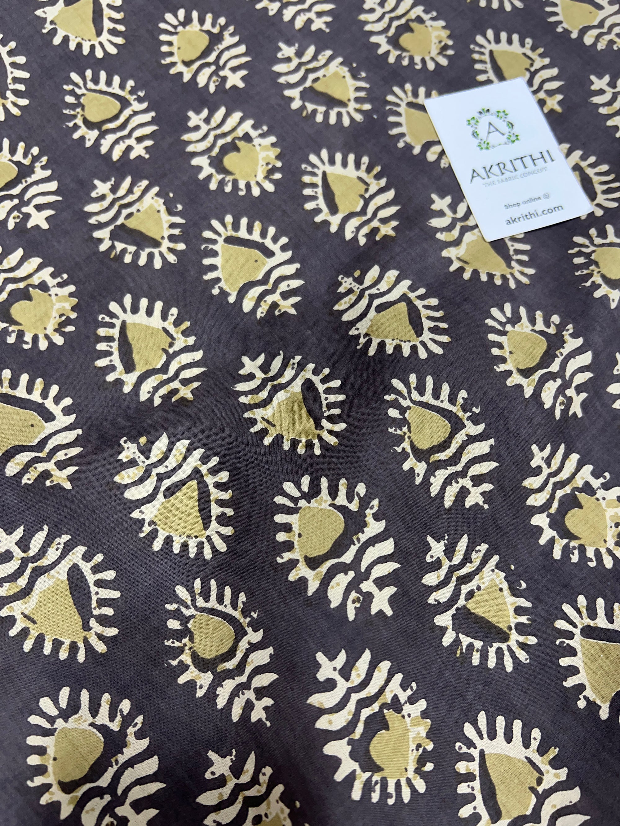 Printed pure cotton fabric