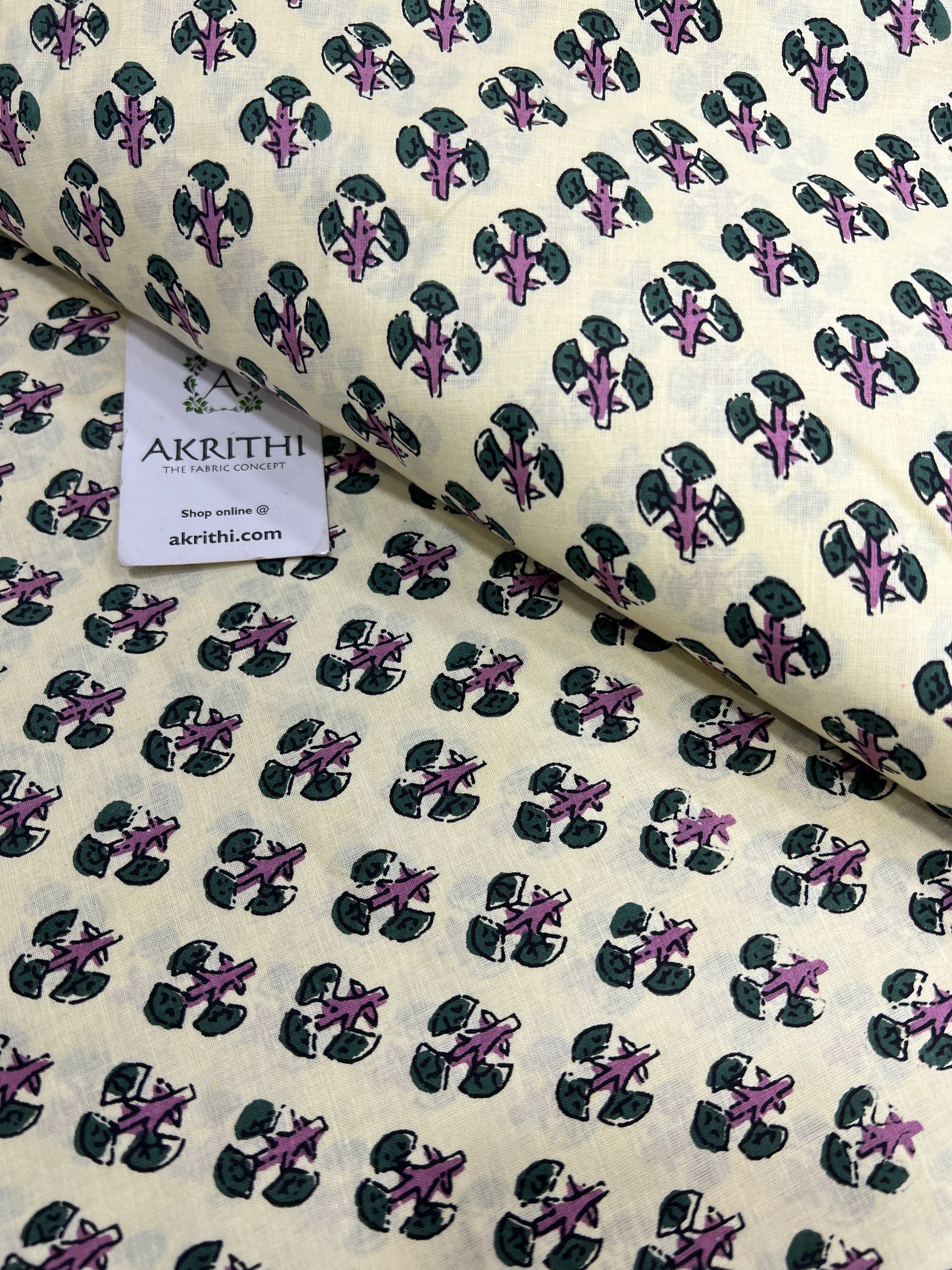 Printed pure cotton fabric