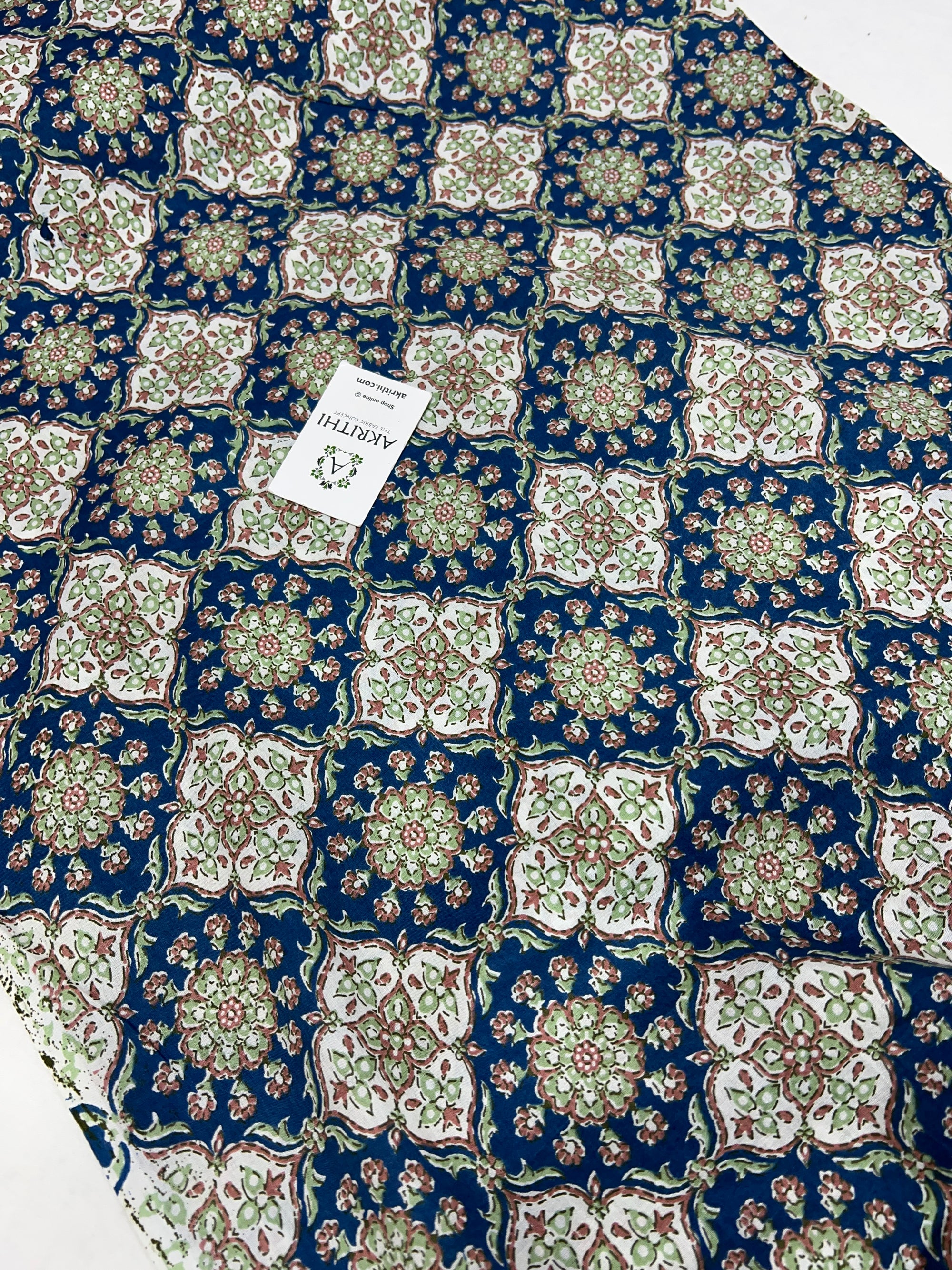 Printed pure cotton fabric
