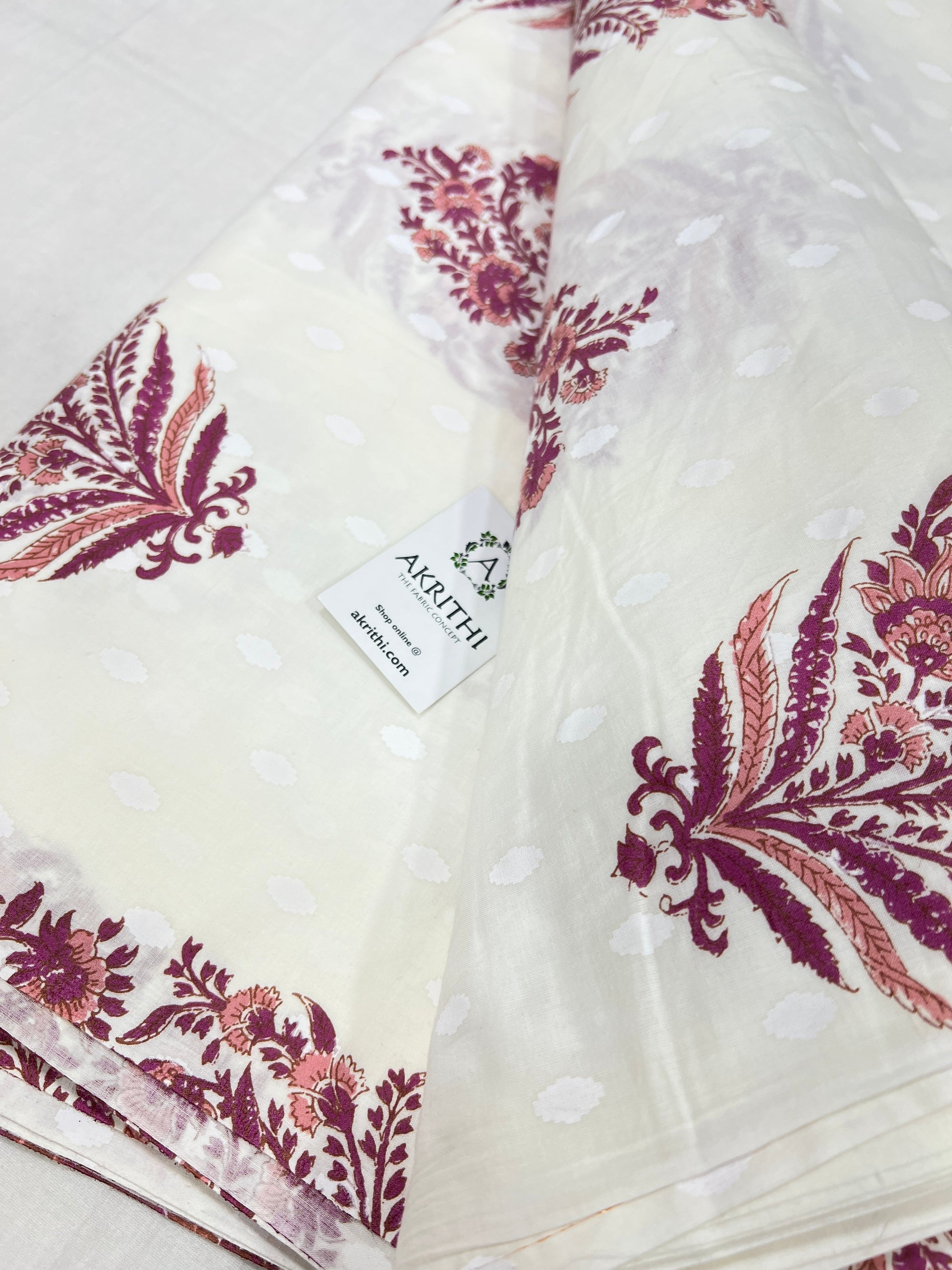 Printed pure cotton fabric