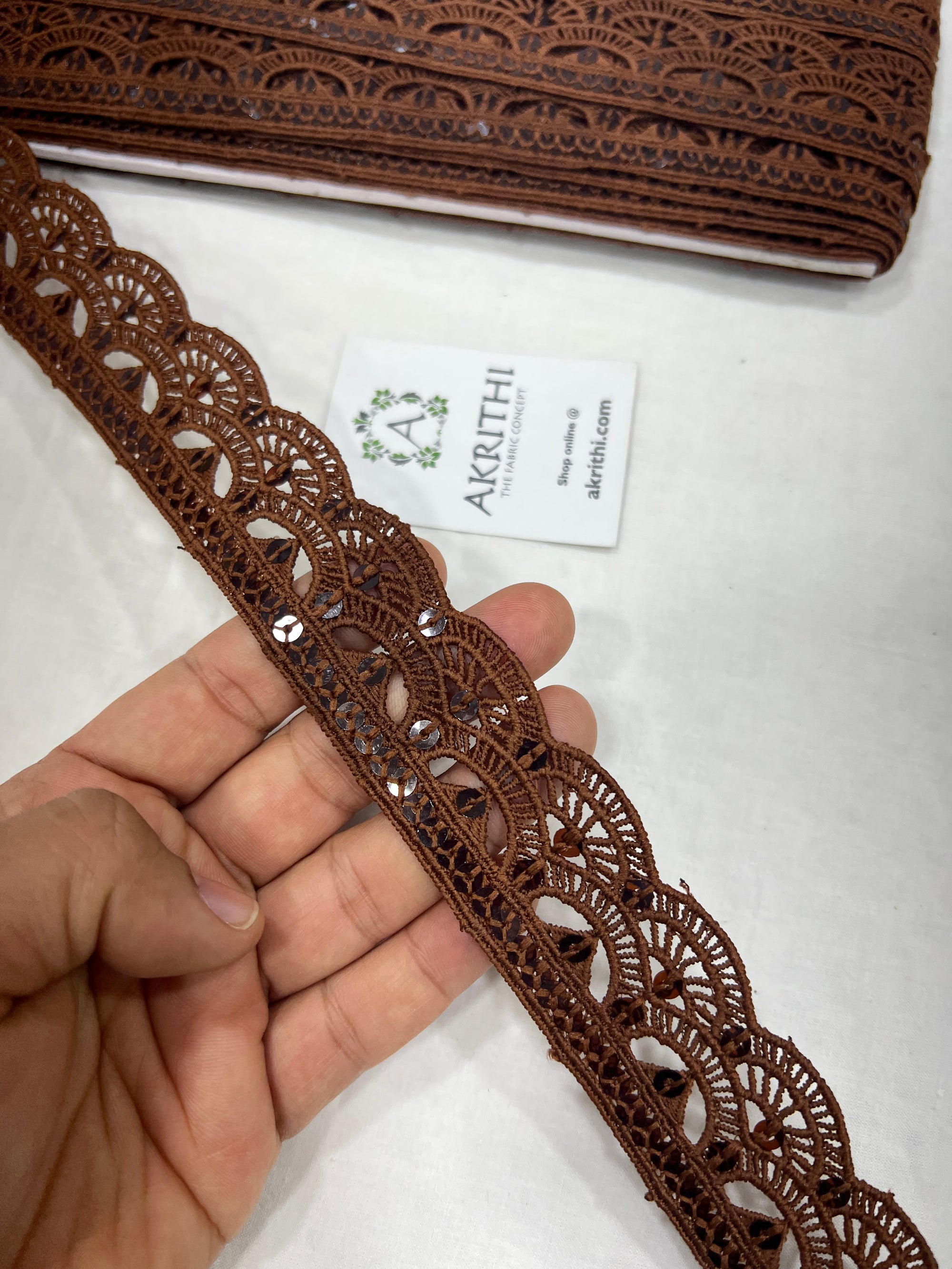 Lace per yard