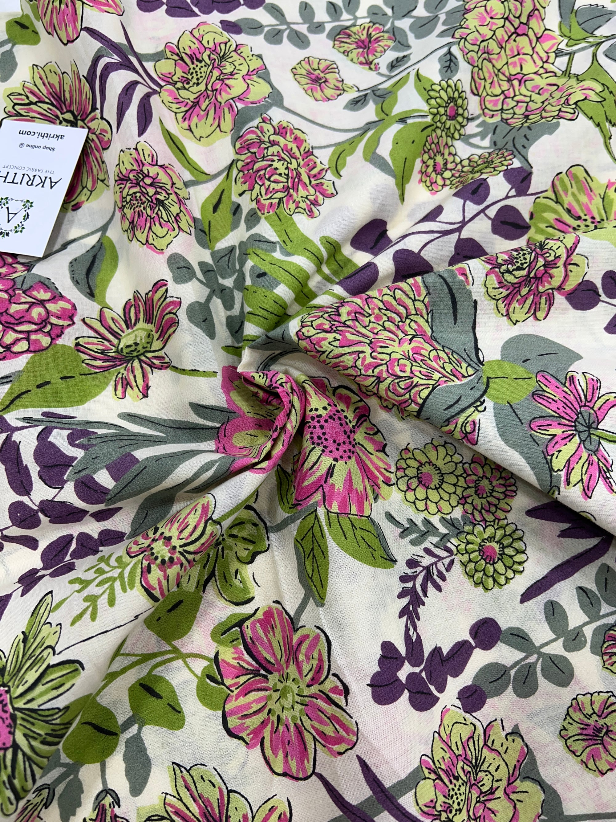 Printed pure cotton fabric