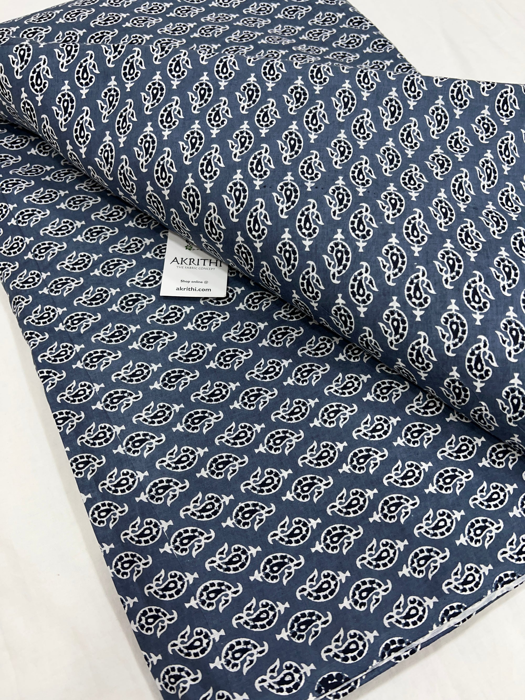 Printed pure cotton fabric