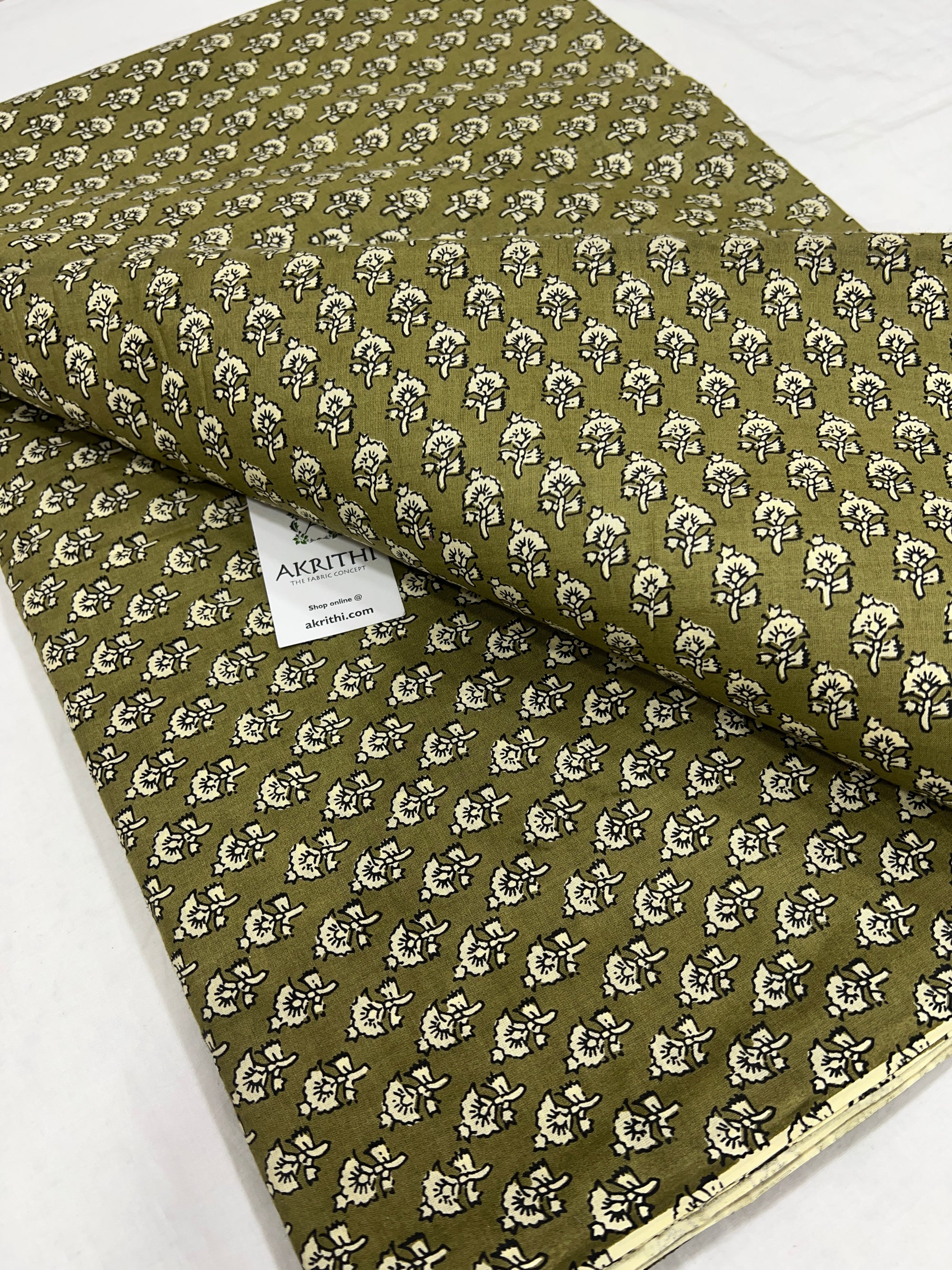 Printed pure cotton fabric