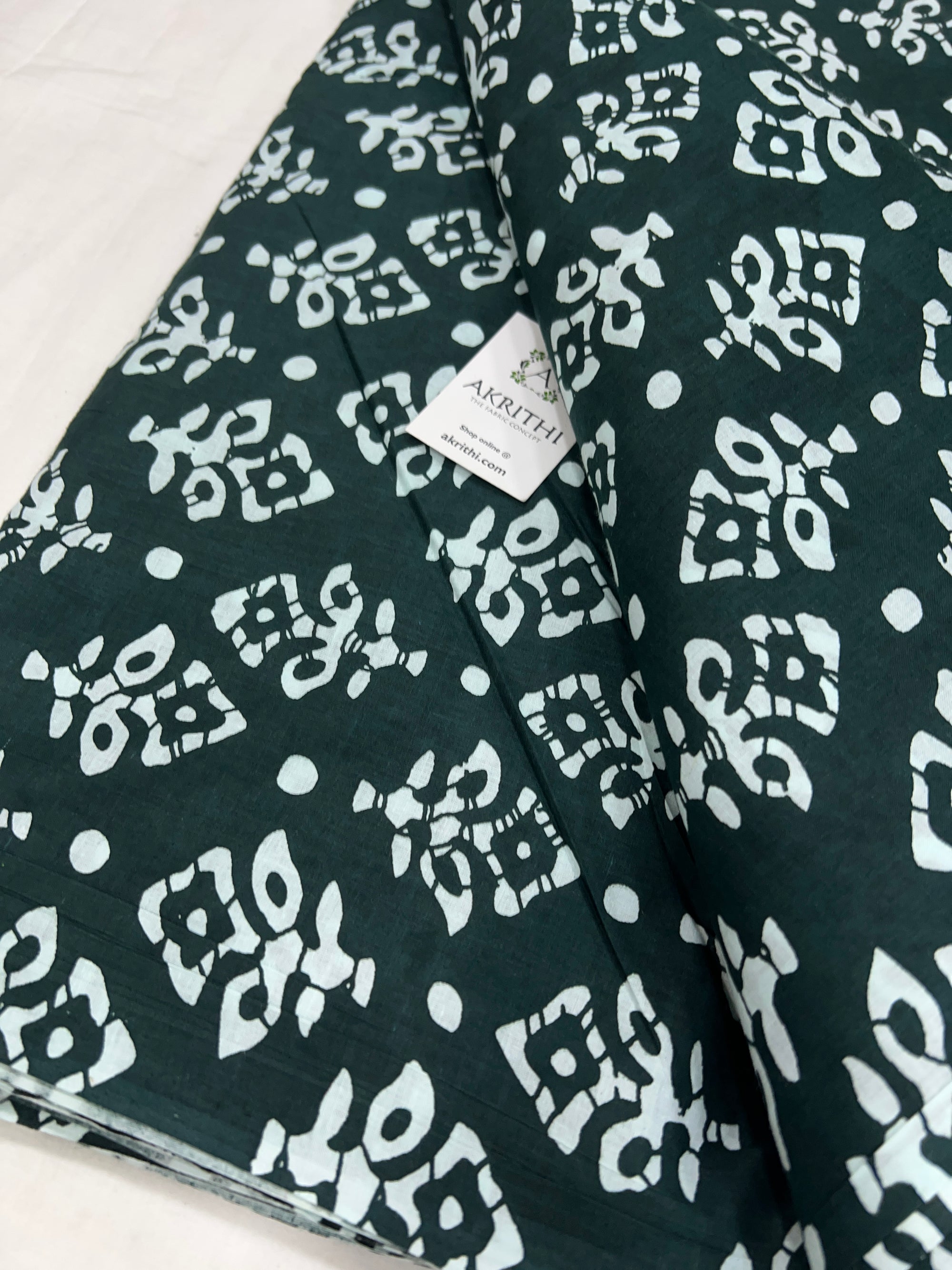 Printed pure cotton fabric