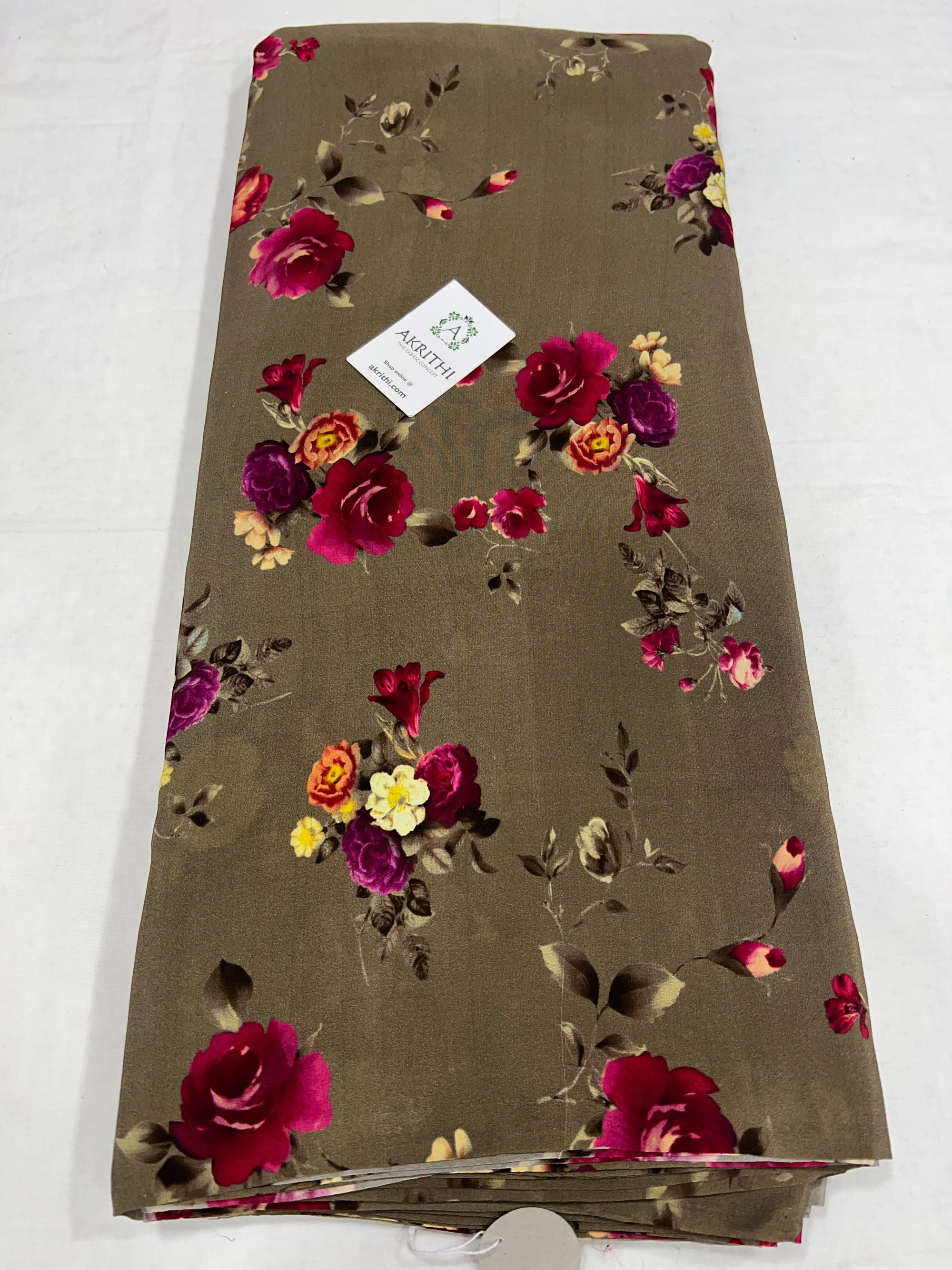 Digital floral printed pure silk crepe fabric