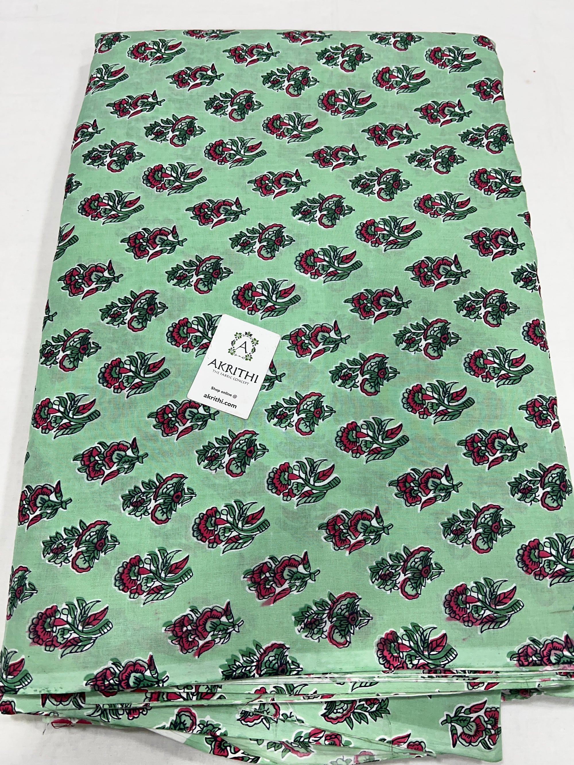 Printed pure cotton fabric