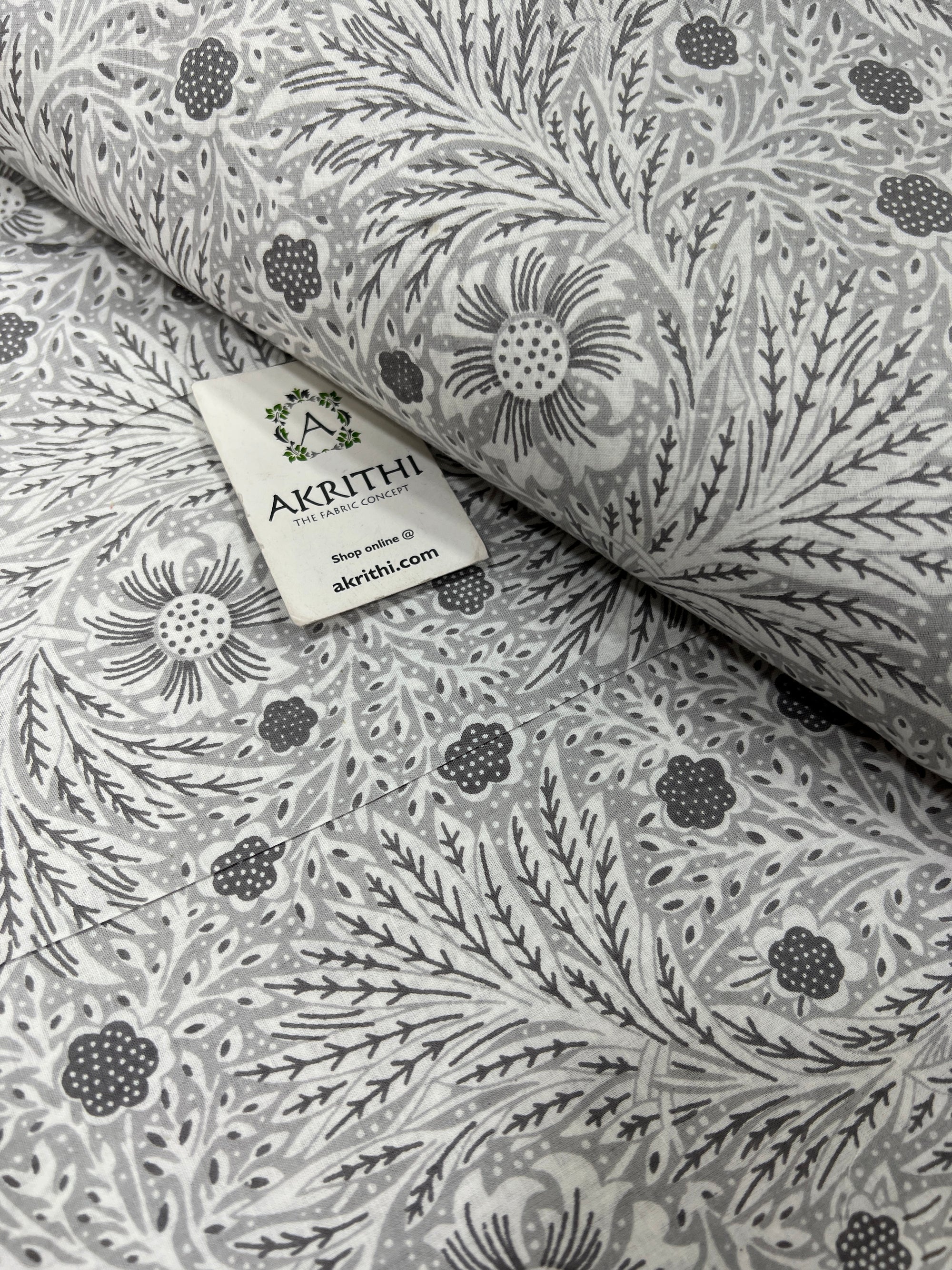 Printed pure cotton fabric