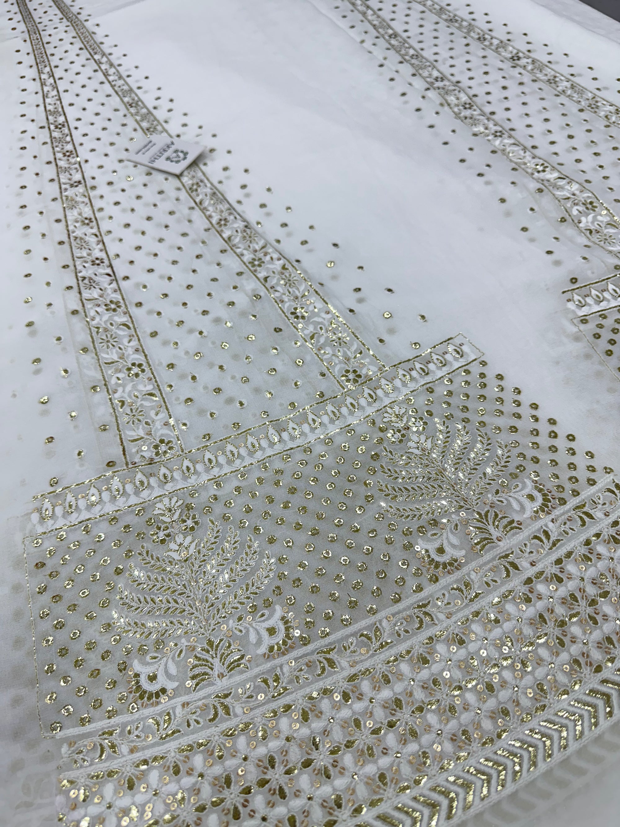 Embroidered kali for lehenga