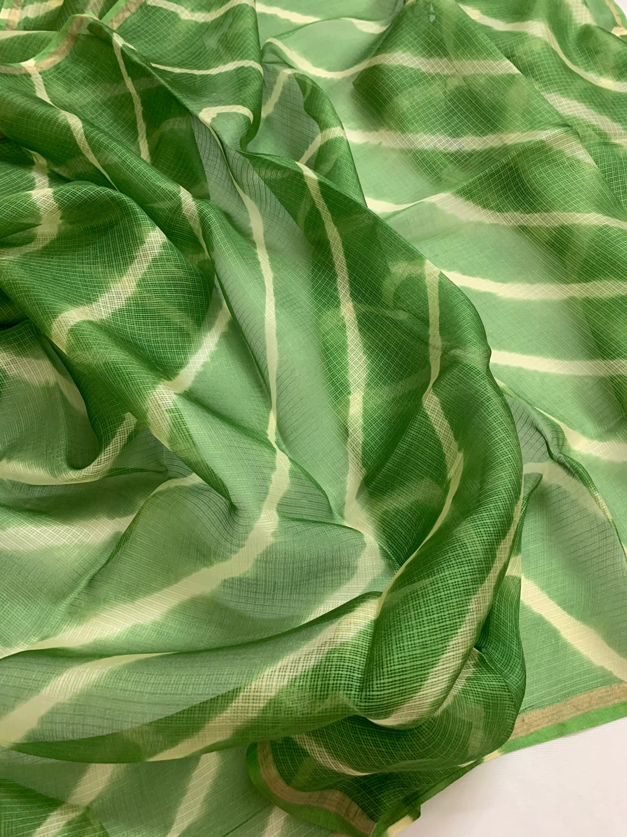 Pure silk Kota tie and dye fabric without zari border