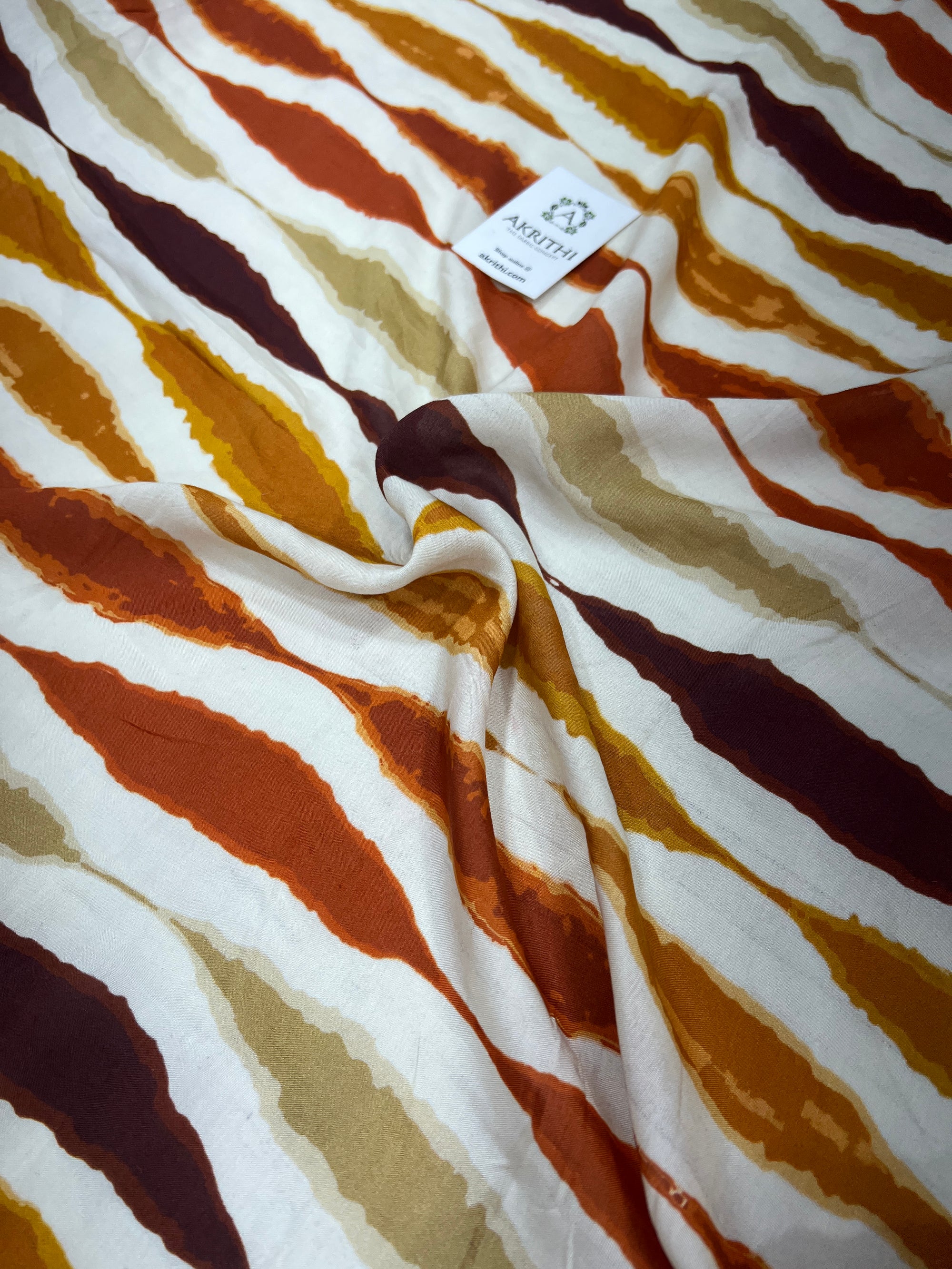 Printed pure muslin fabric