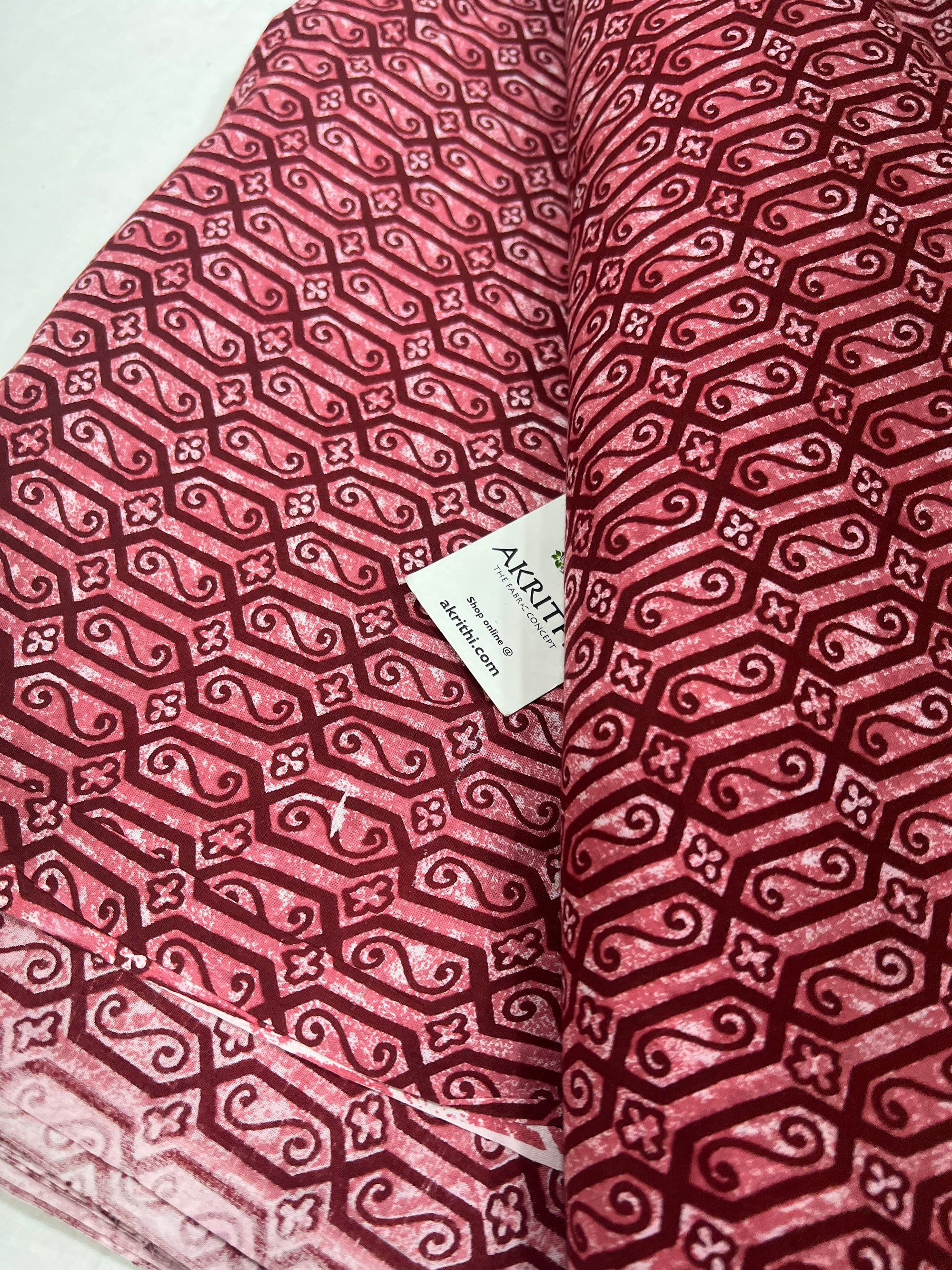 Printed pure cotton fabric