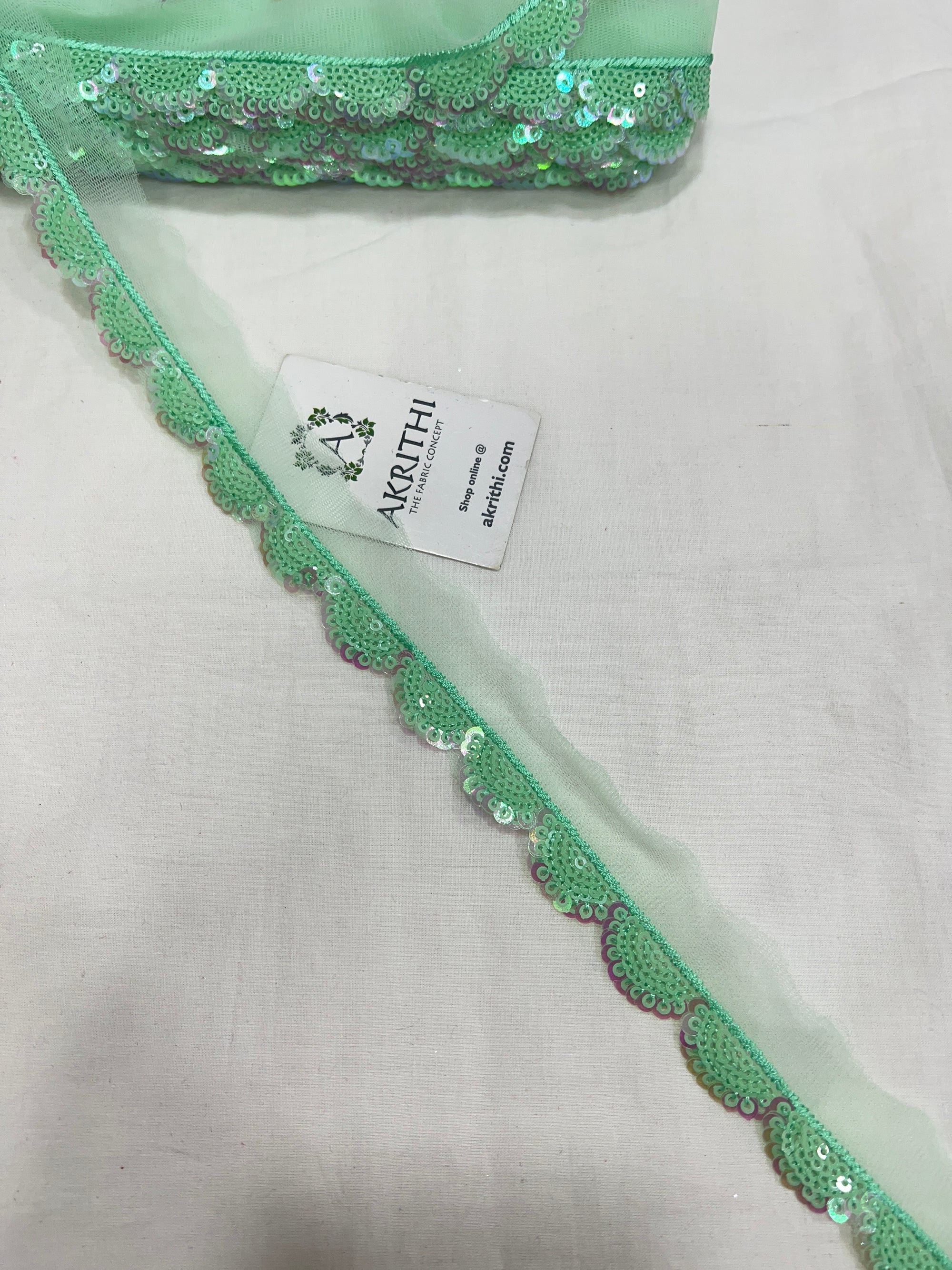 Embroidered lace 9 metres roll
