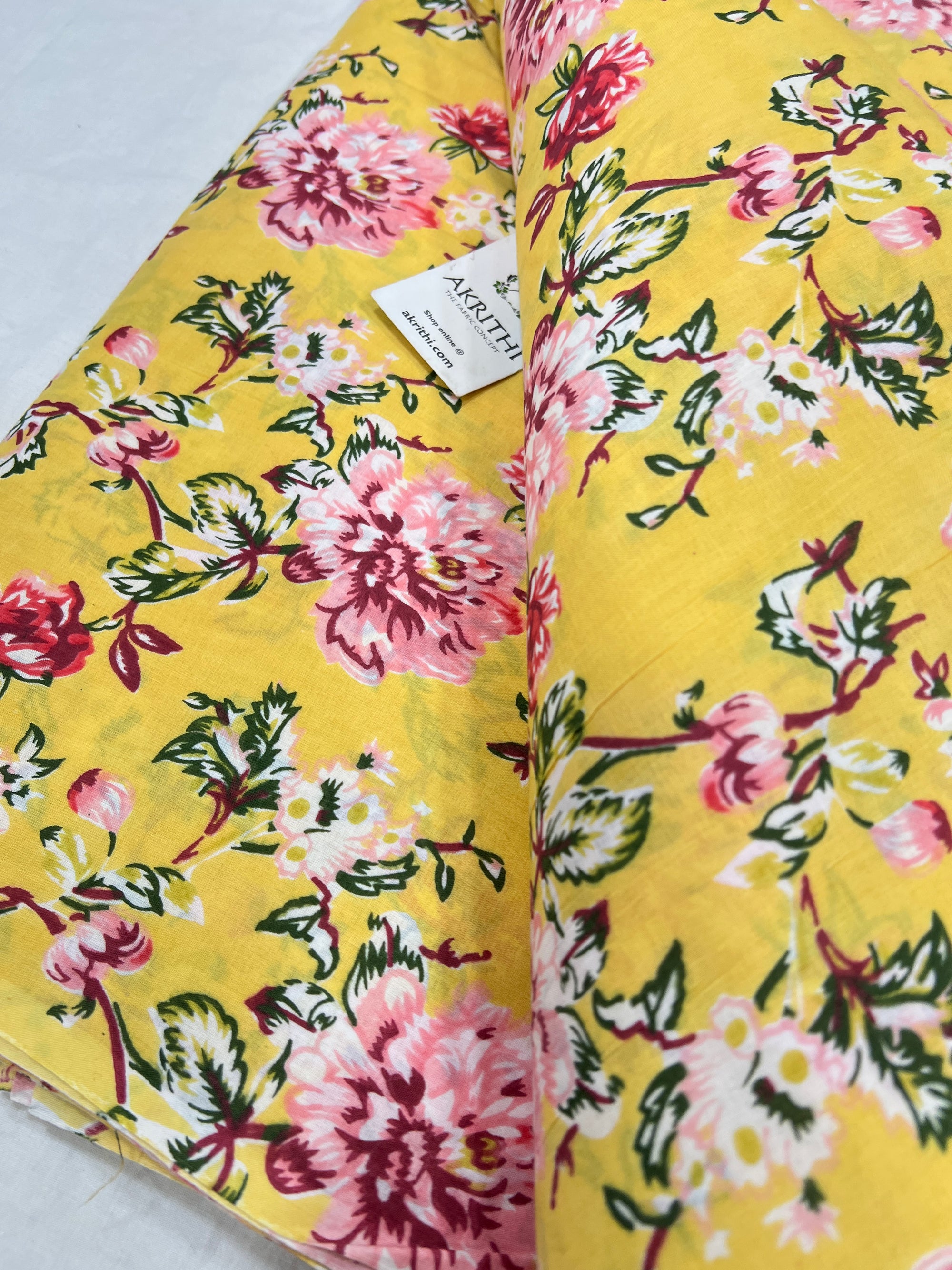 Printed pure cotton fabric