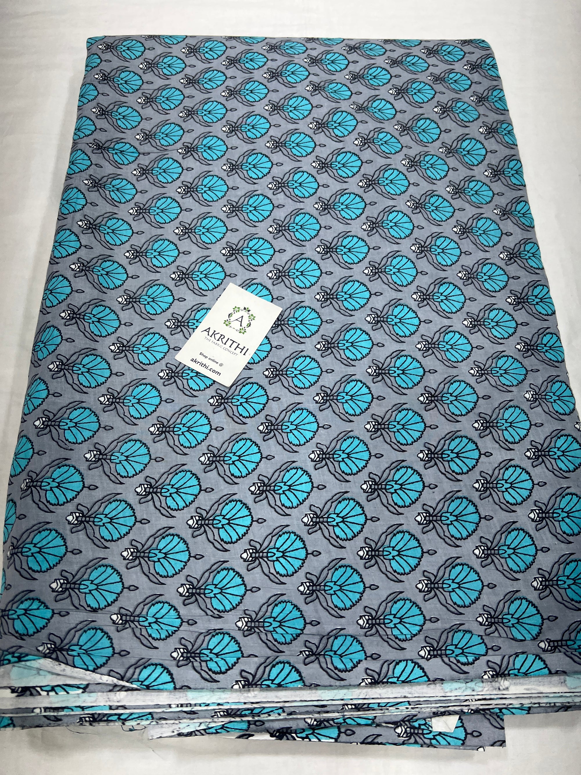 Printed pure cotton fabric