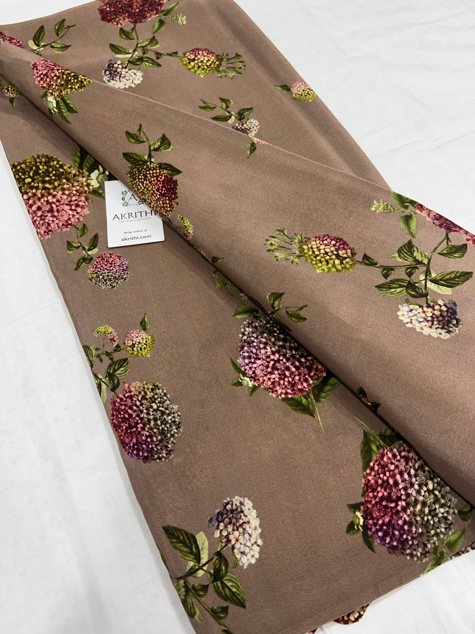 Digital floral printed pure silk crepe fabric