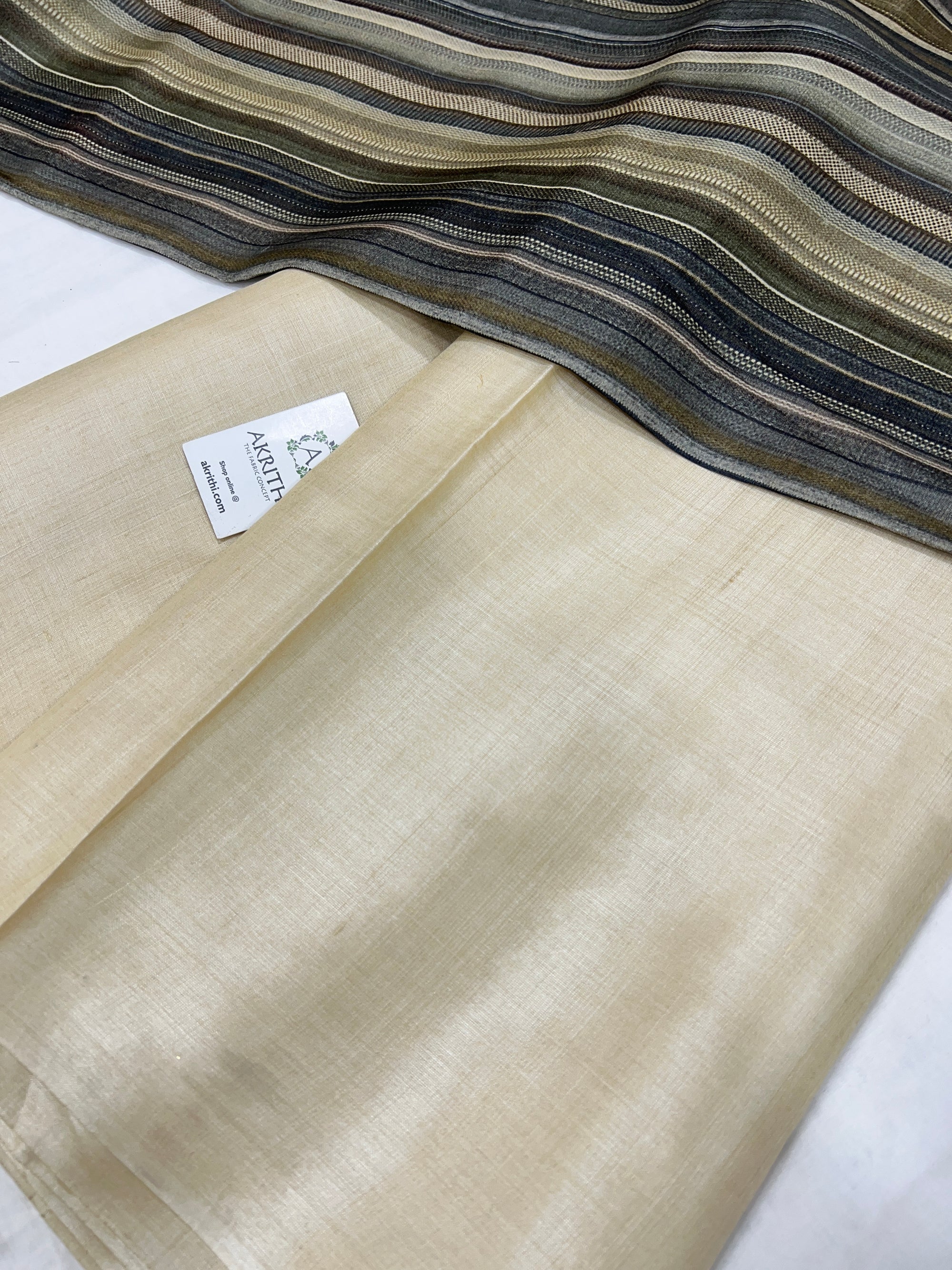 Pure tussar silk saree with printed tussar blouse