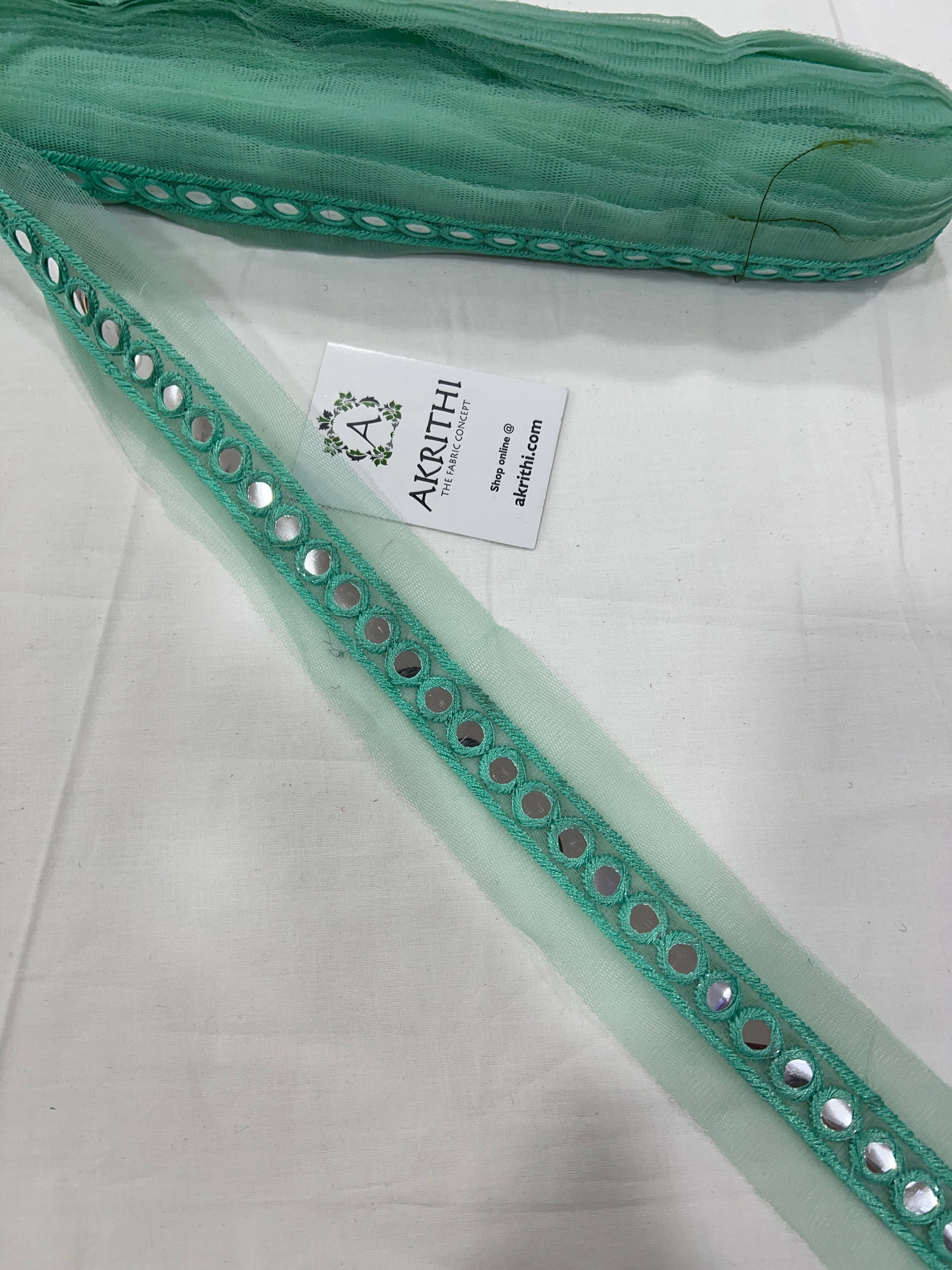 Mirror lace 9 metres roll