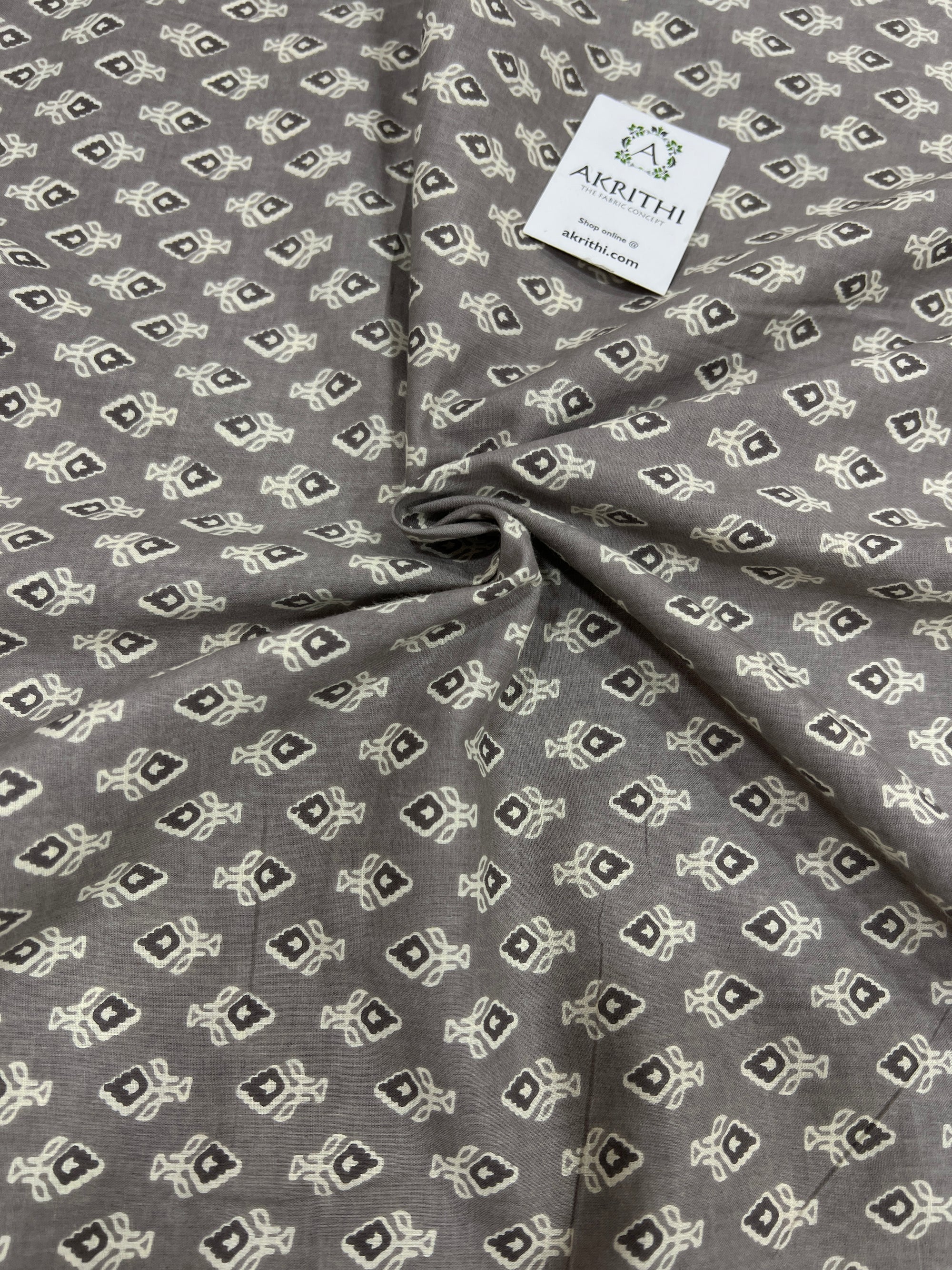 Printed pure cotton fabric