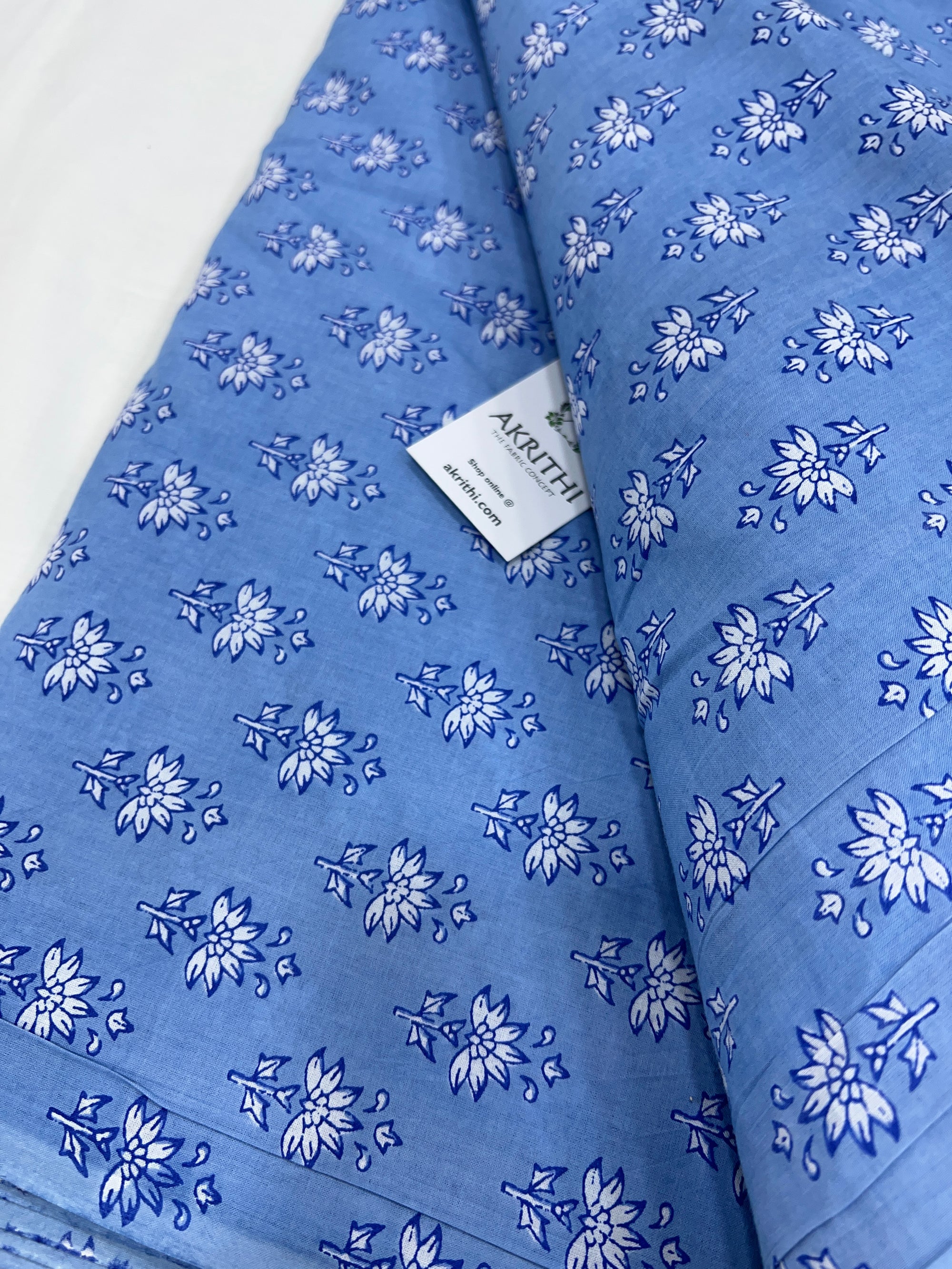 Printed pure cotton fabric