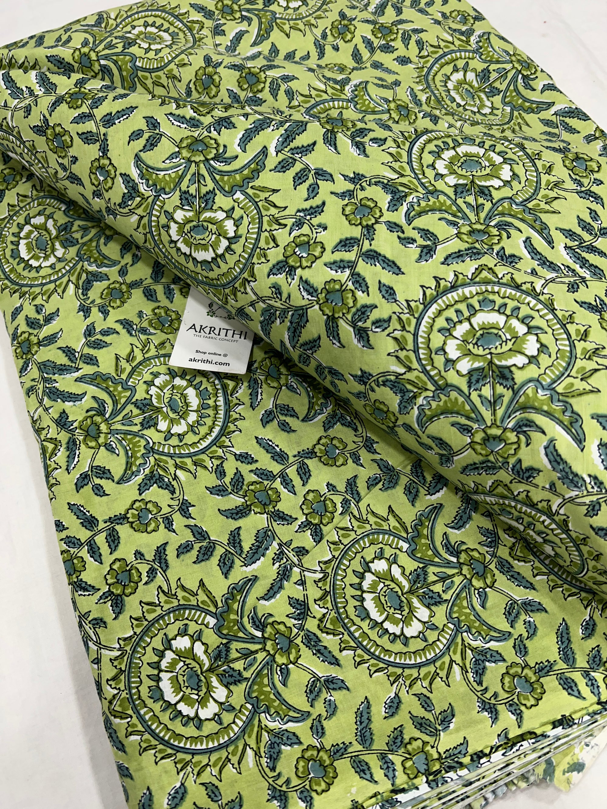 Printed pure cotton fabric