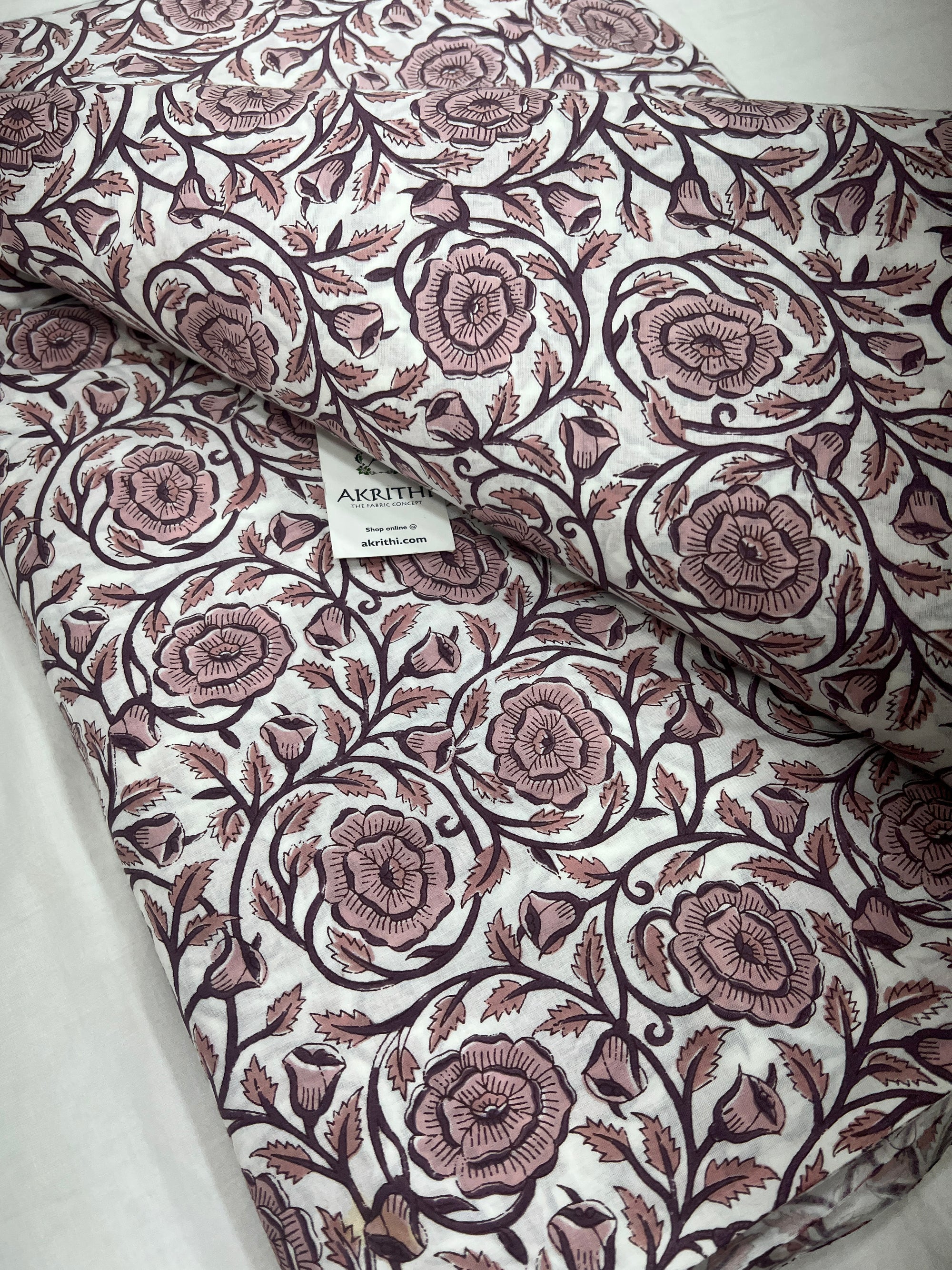 Printed pure cotton fabric