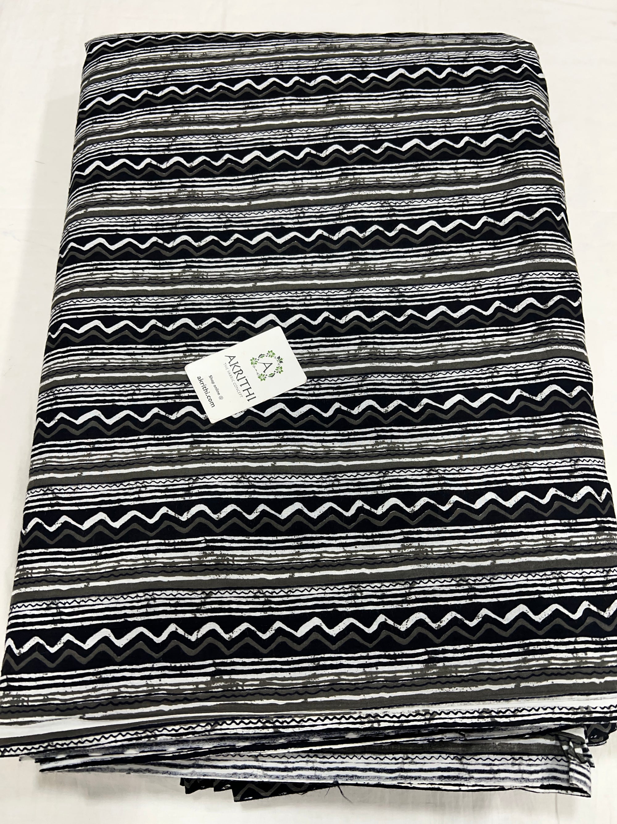 Printed pure cotton fabric