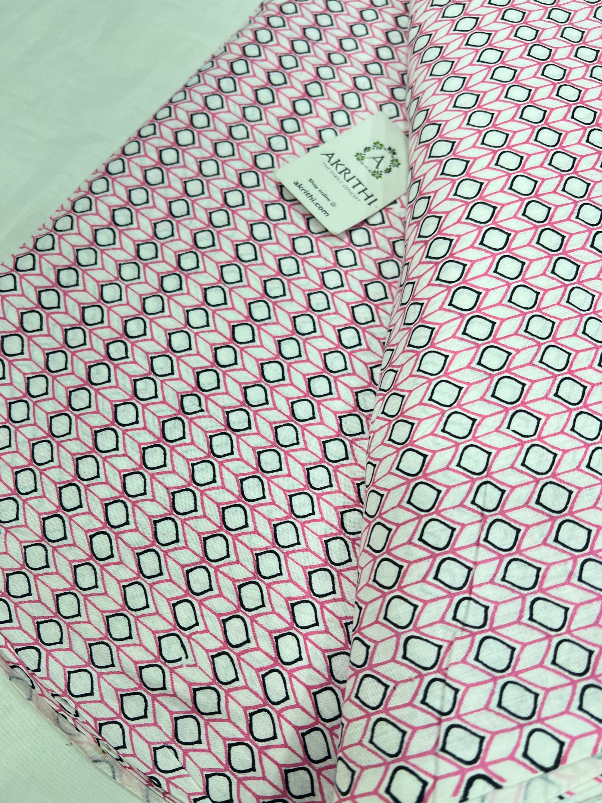 Printed pure cotton fabric