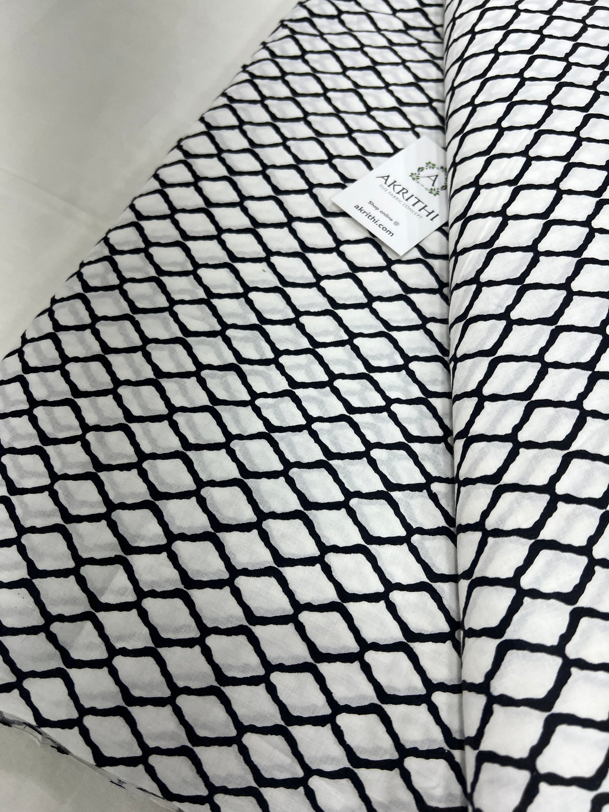 Printed pure cotton fabric