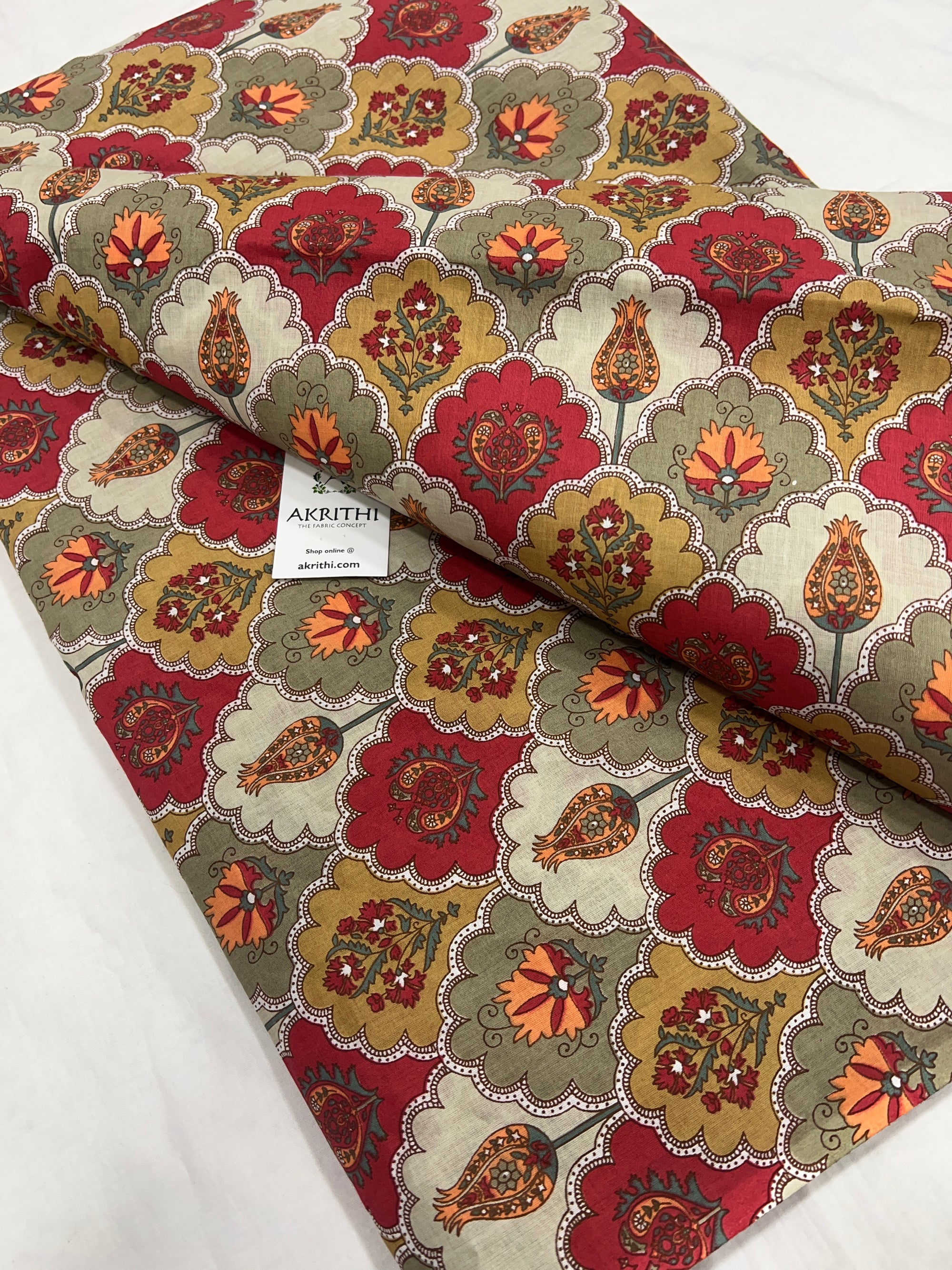 Printed pure cotton fabric