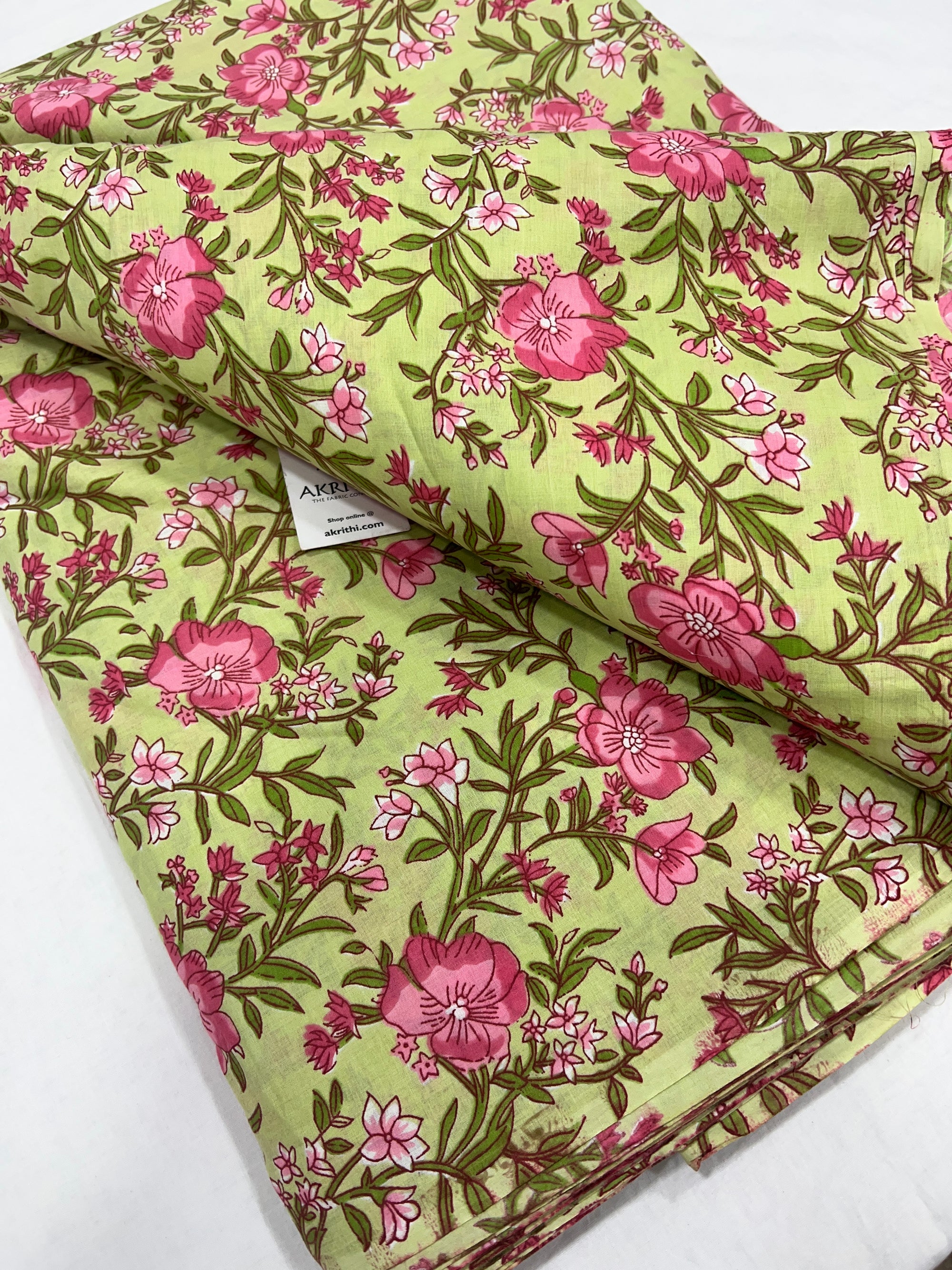 Printed pure cotton fabric