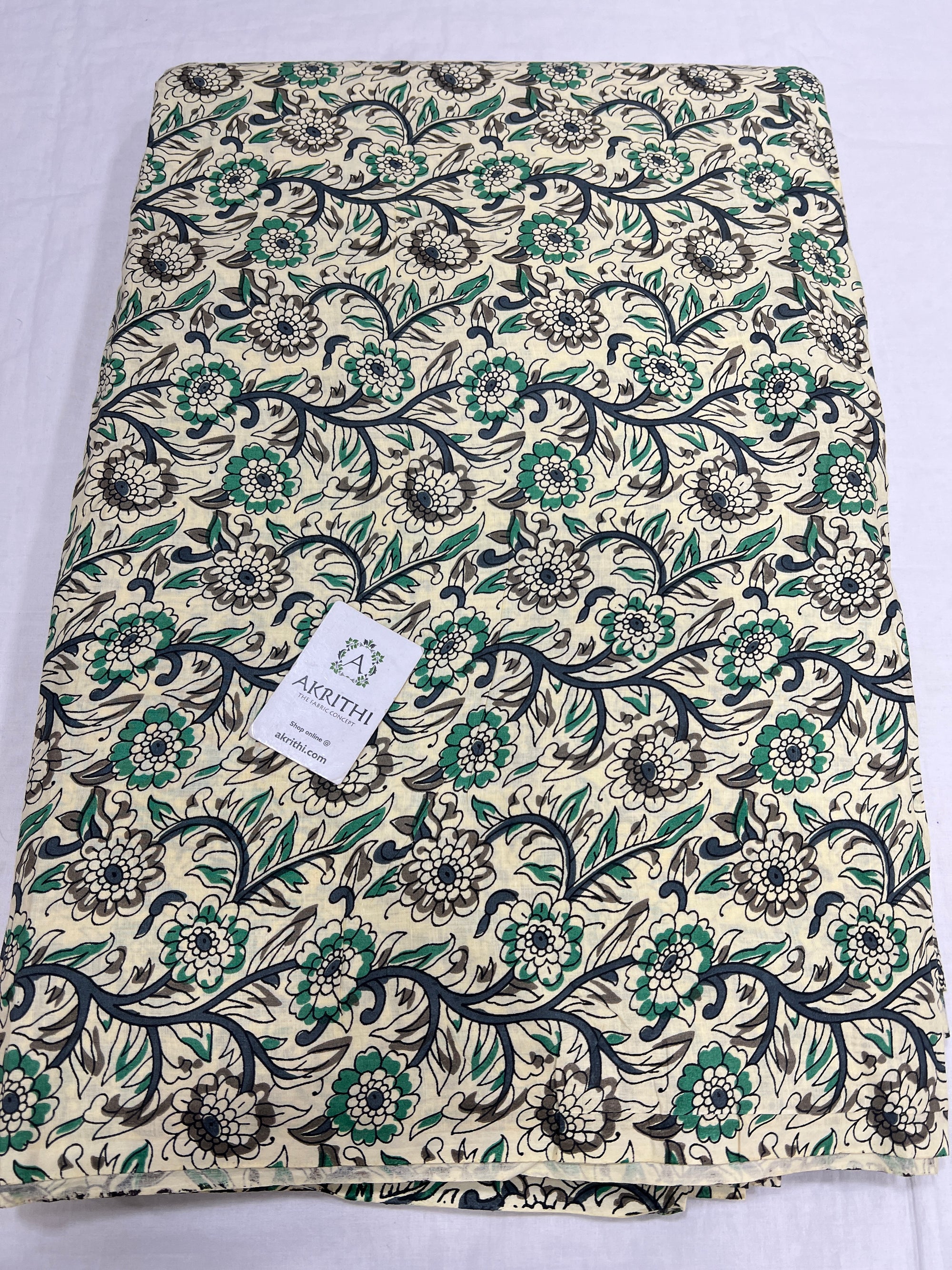 Printed pure cotton fabric
