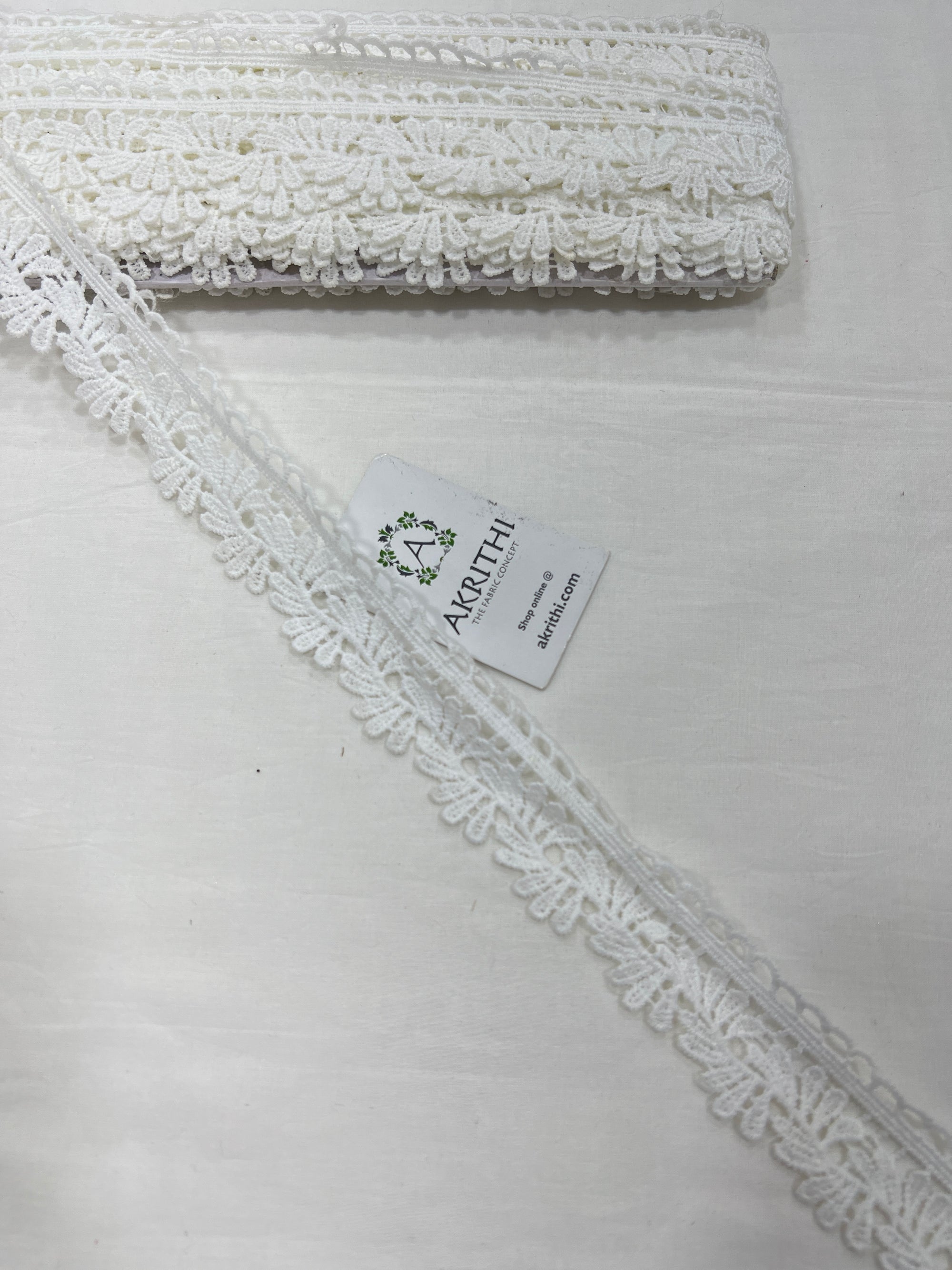 Lace per yard