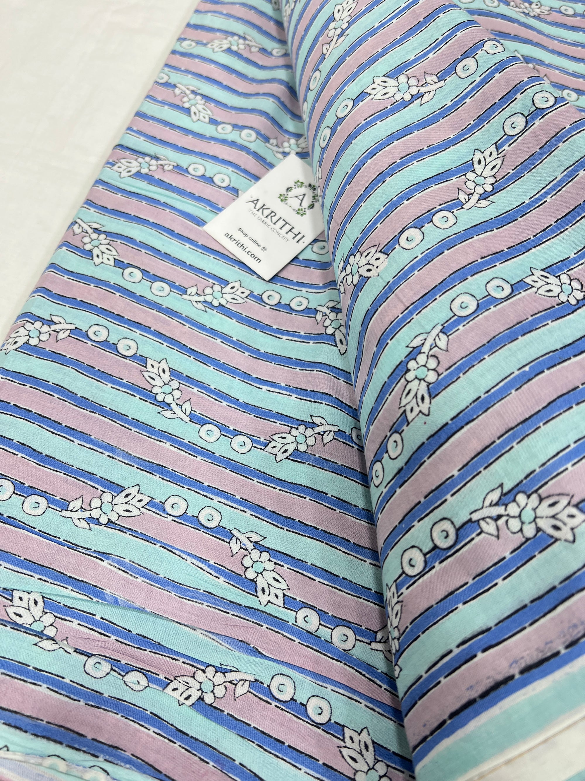 Printed pure cotton fabric