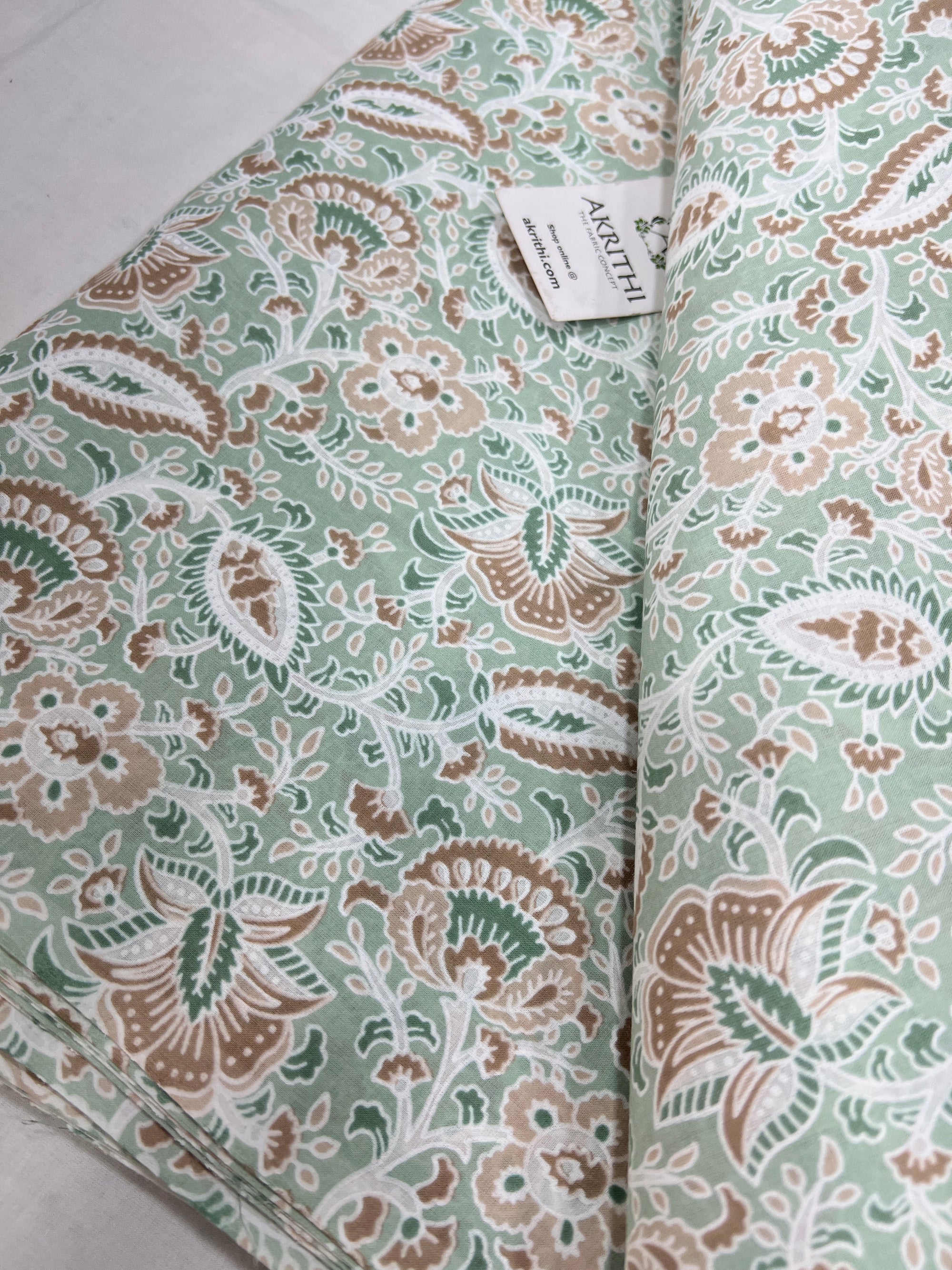 Printed pure cotton fabric