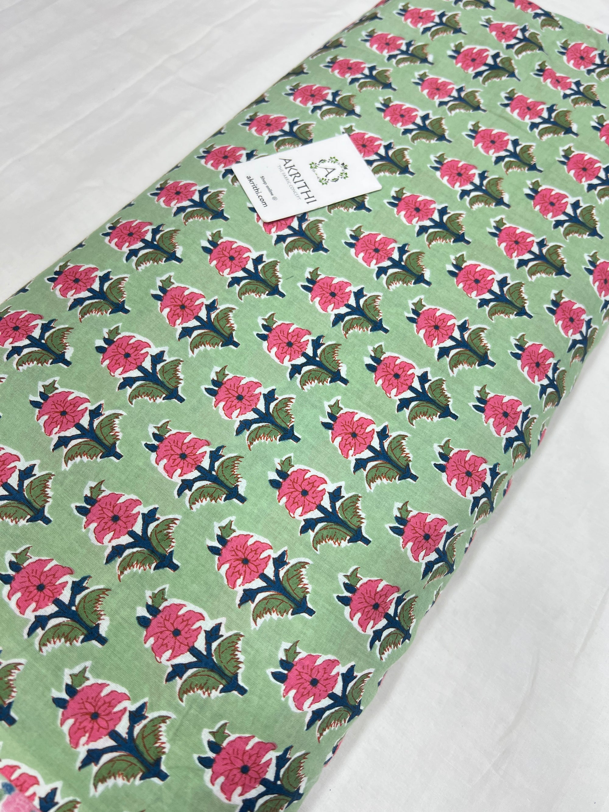 Printed pure cotton fabric