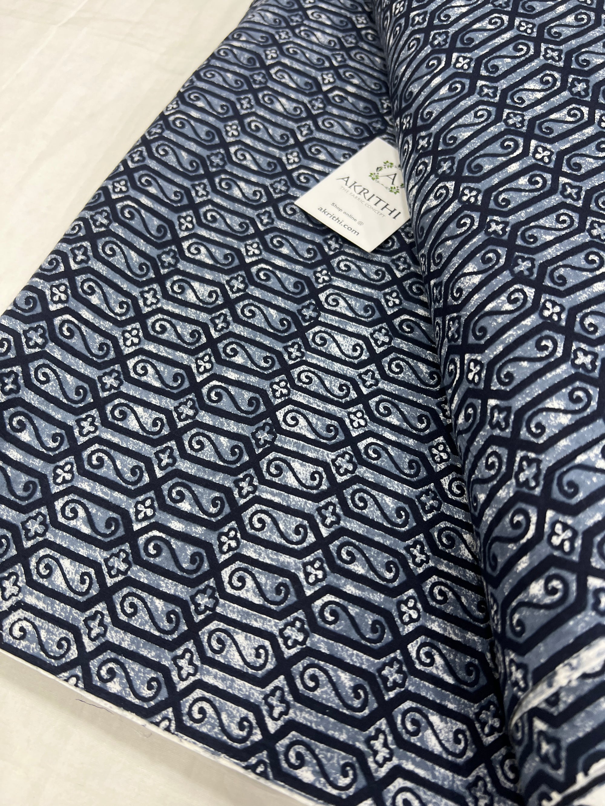 Printed pure cotton fabric