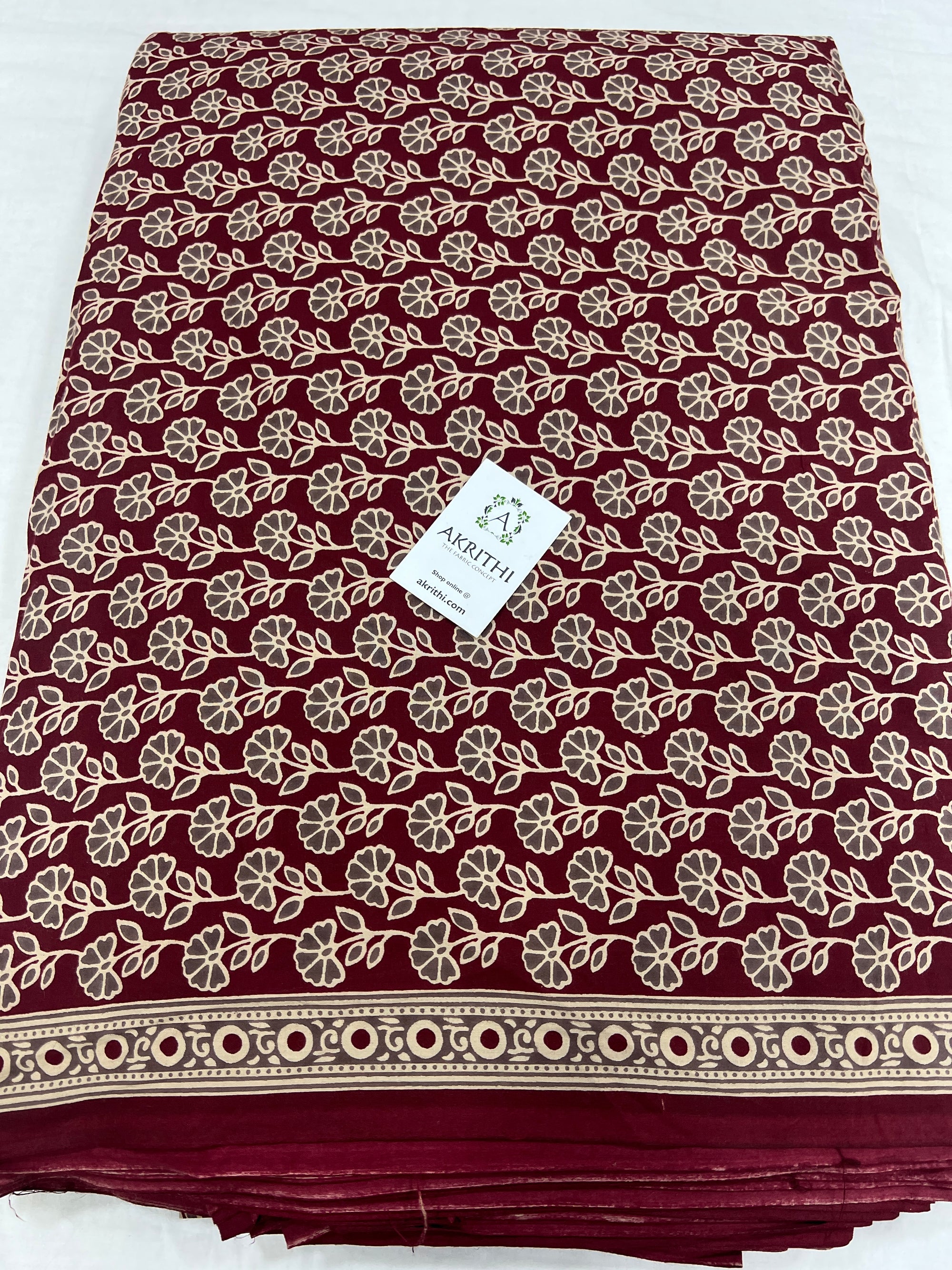 Printed pure cotton fabric