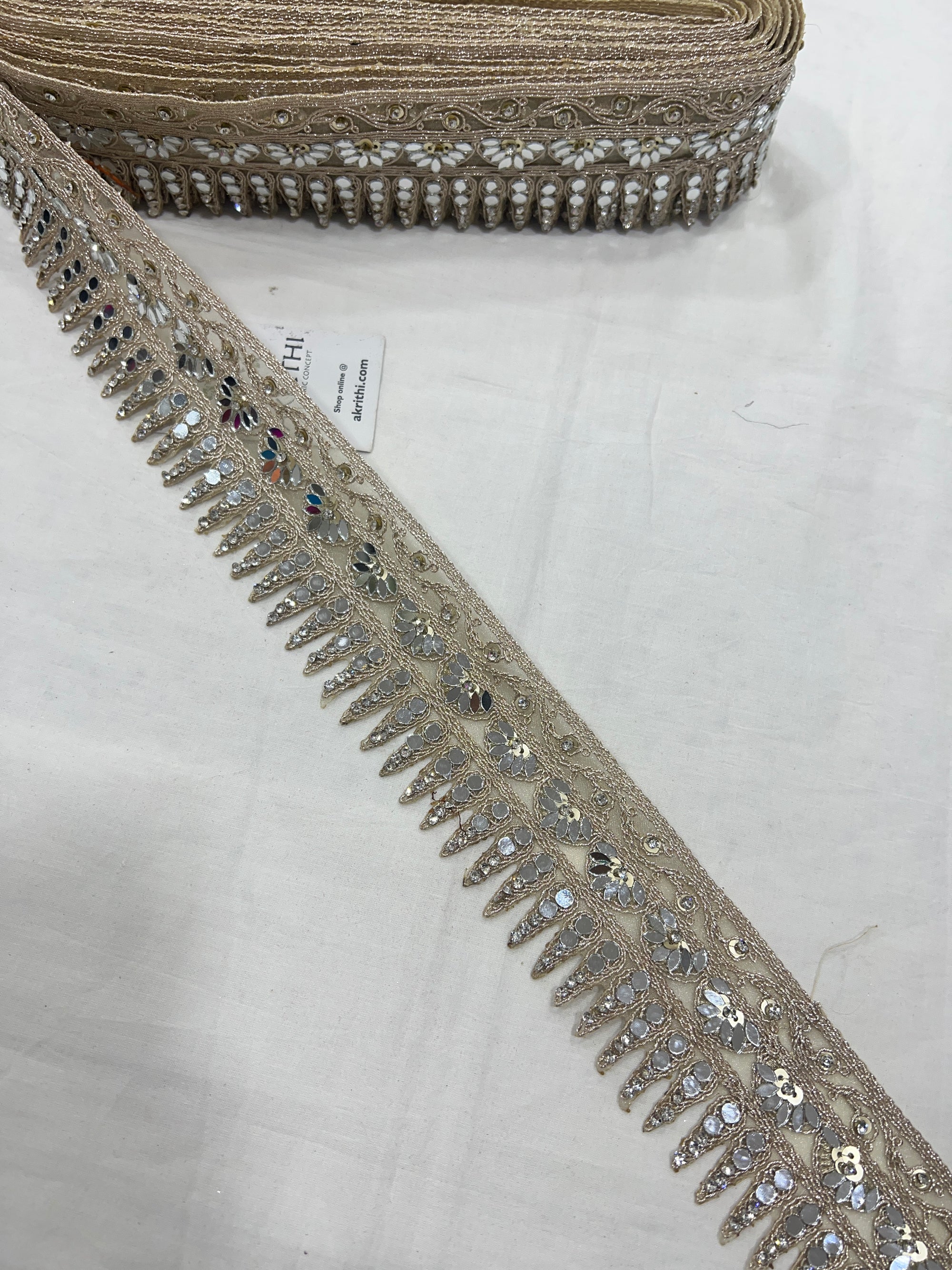Embroidered lace 9 metres roll
