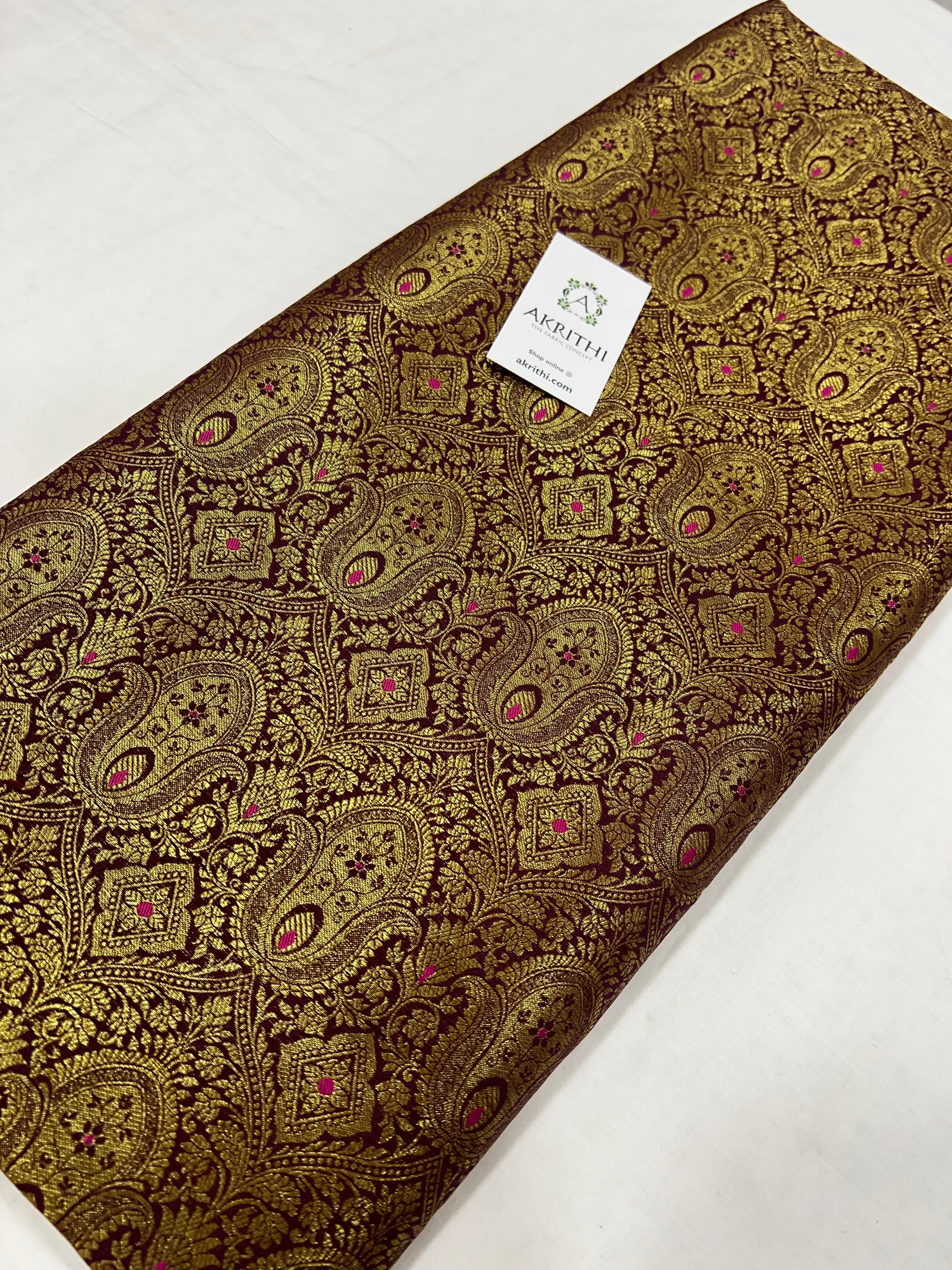Banarasi brocade fabric 85 CM CUT