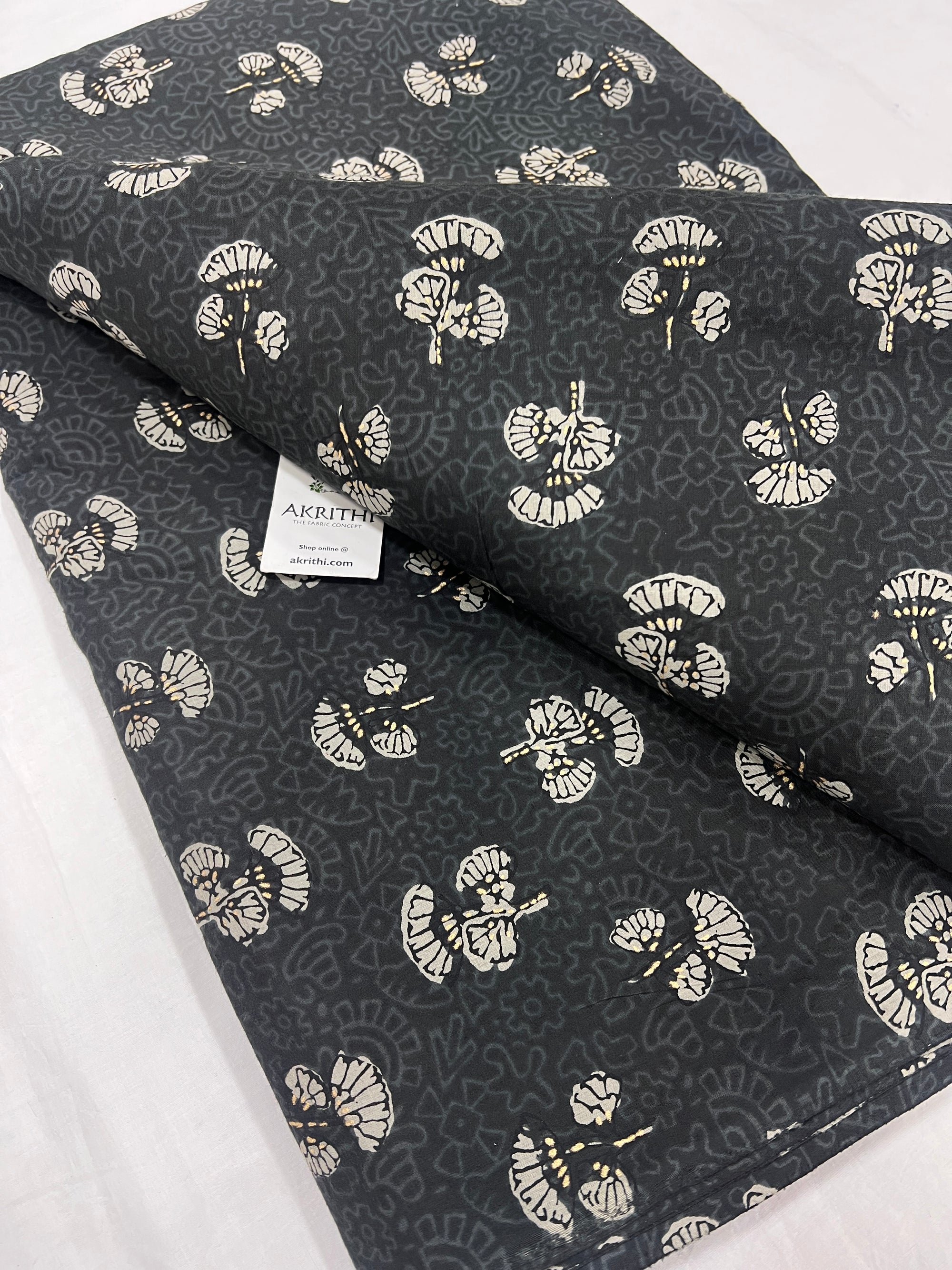 Printed pure cotton fabric