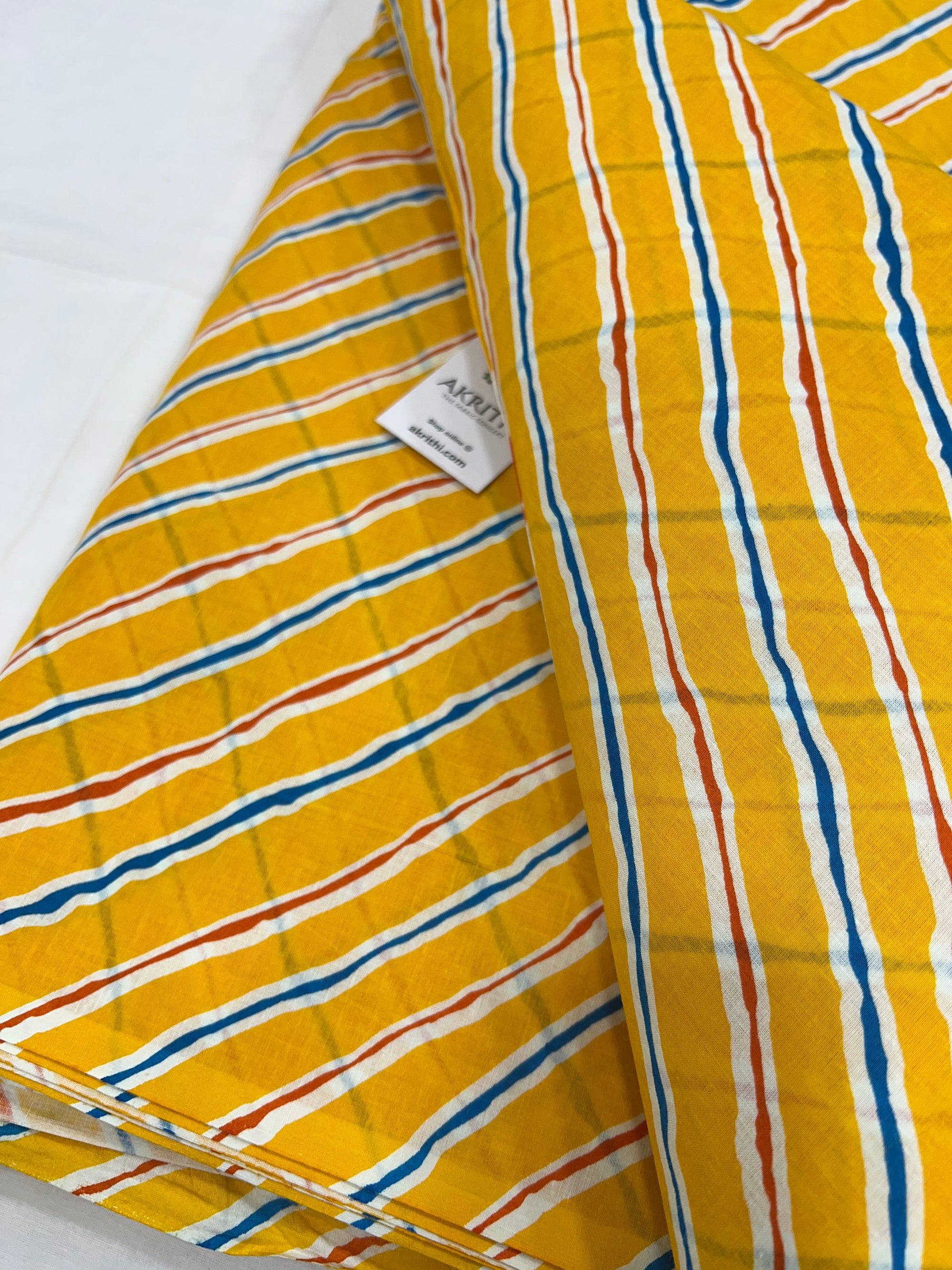 Printed pure cotton fabric
